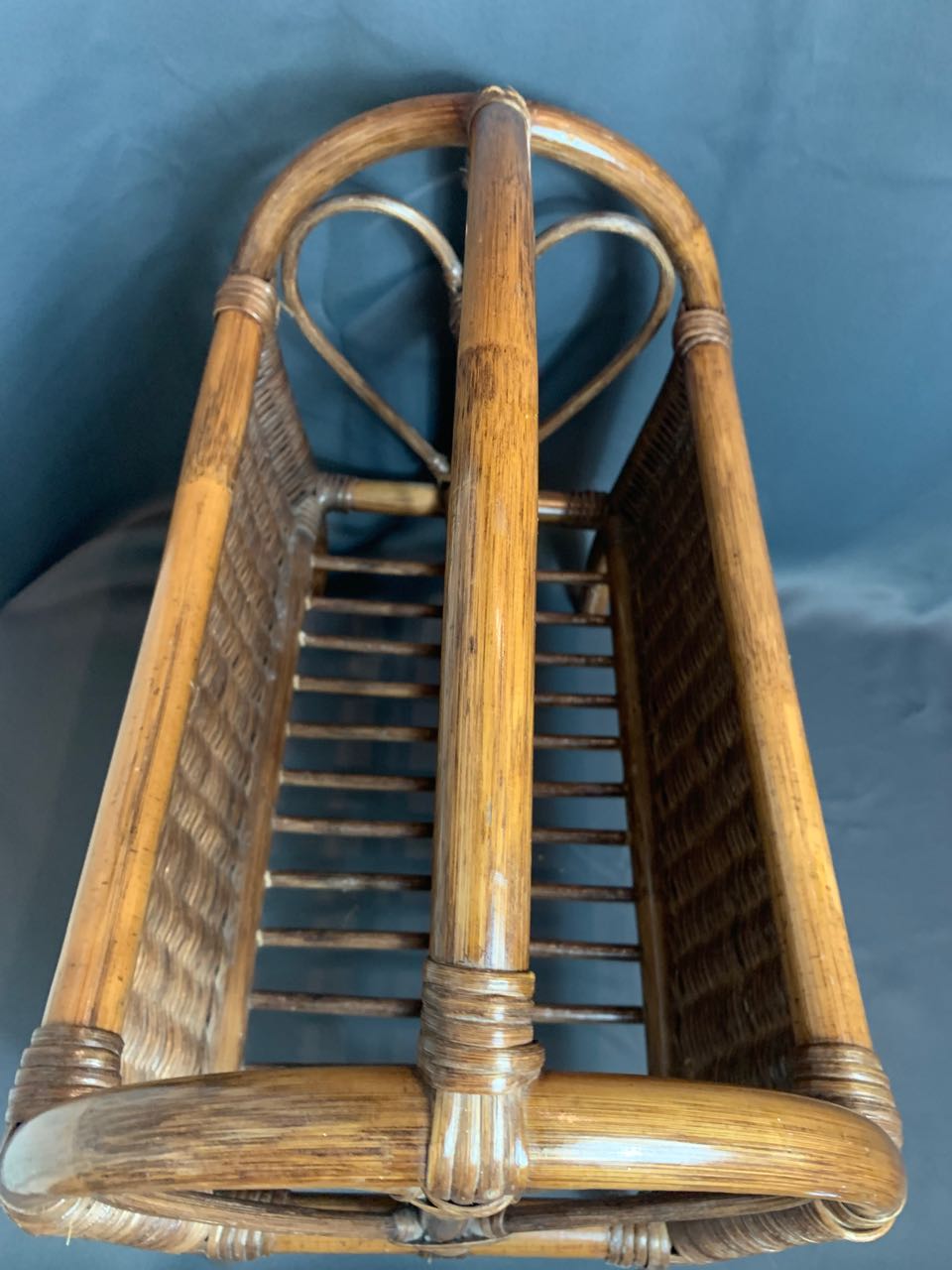 Vintage Zeitungsständer Rattan Braun