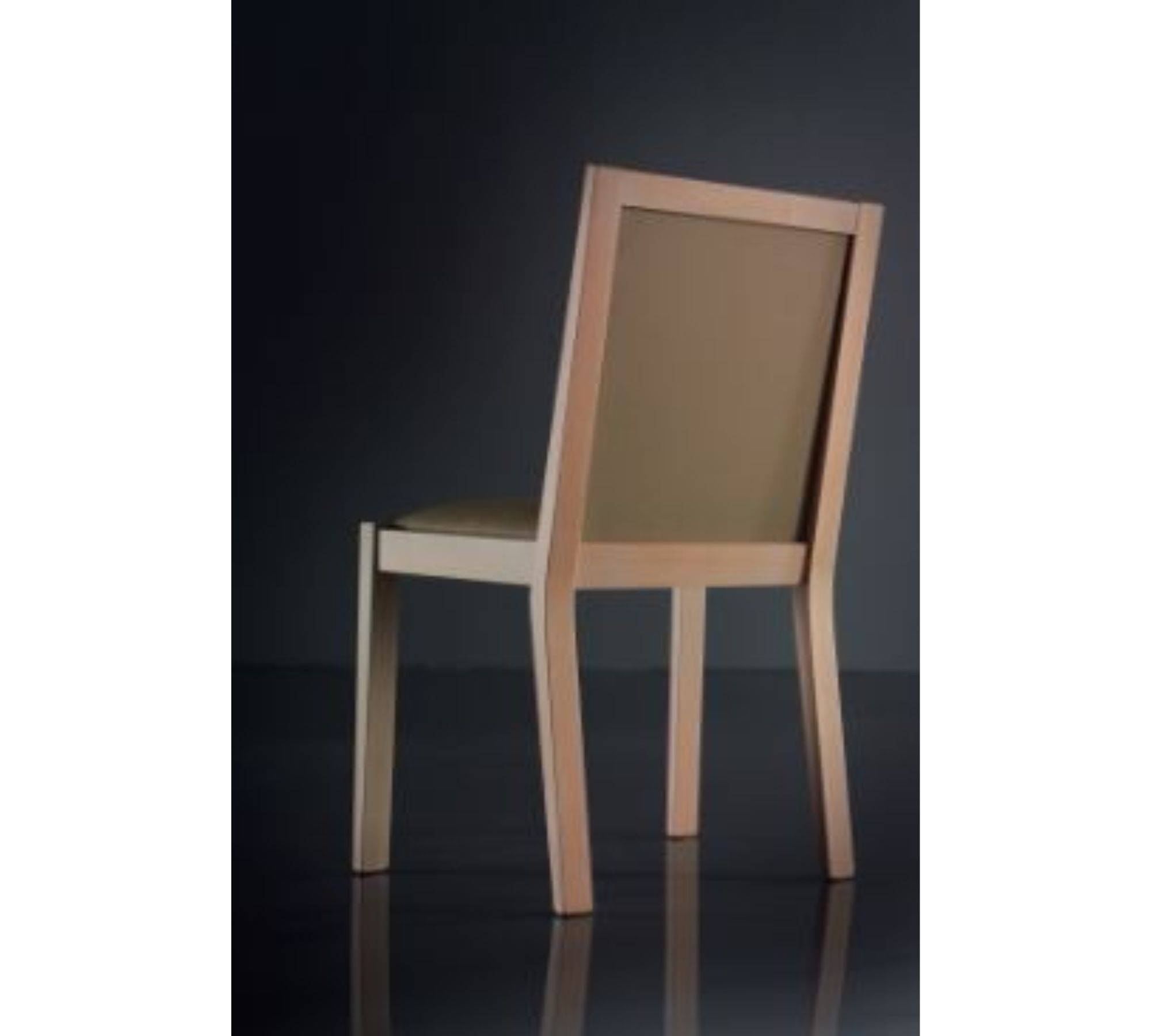 2x Luna Chair Wood Walnut Wood Beige