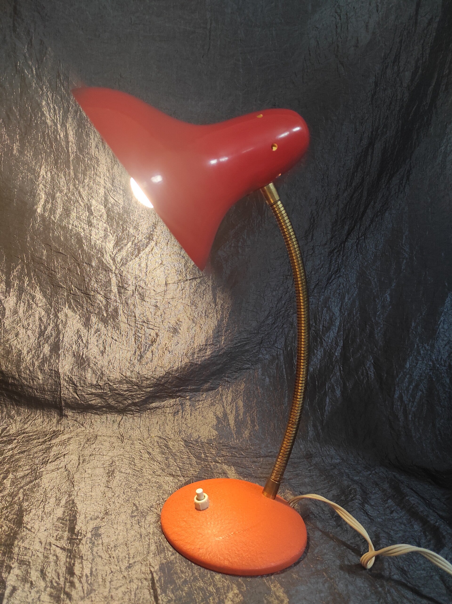 Vintage Schreibtischlampe Rot Metall