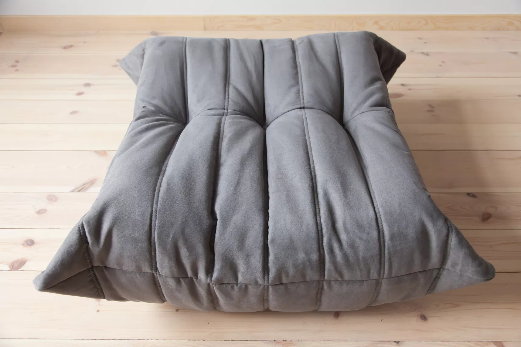 Togo Ottoman Tessuto Grigio