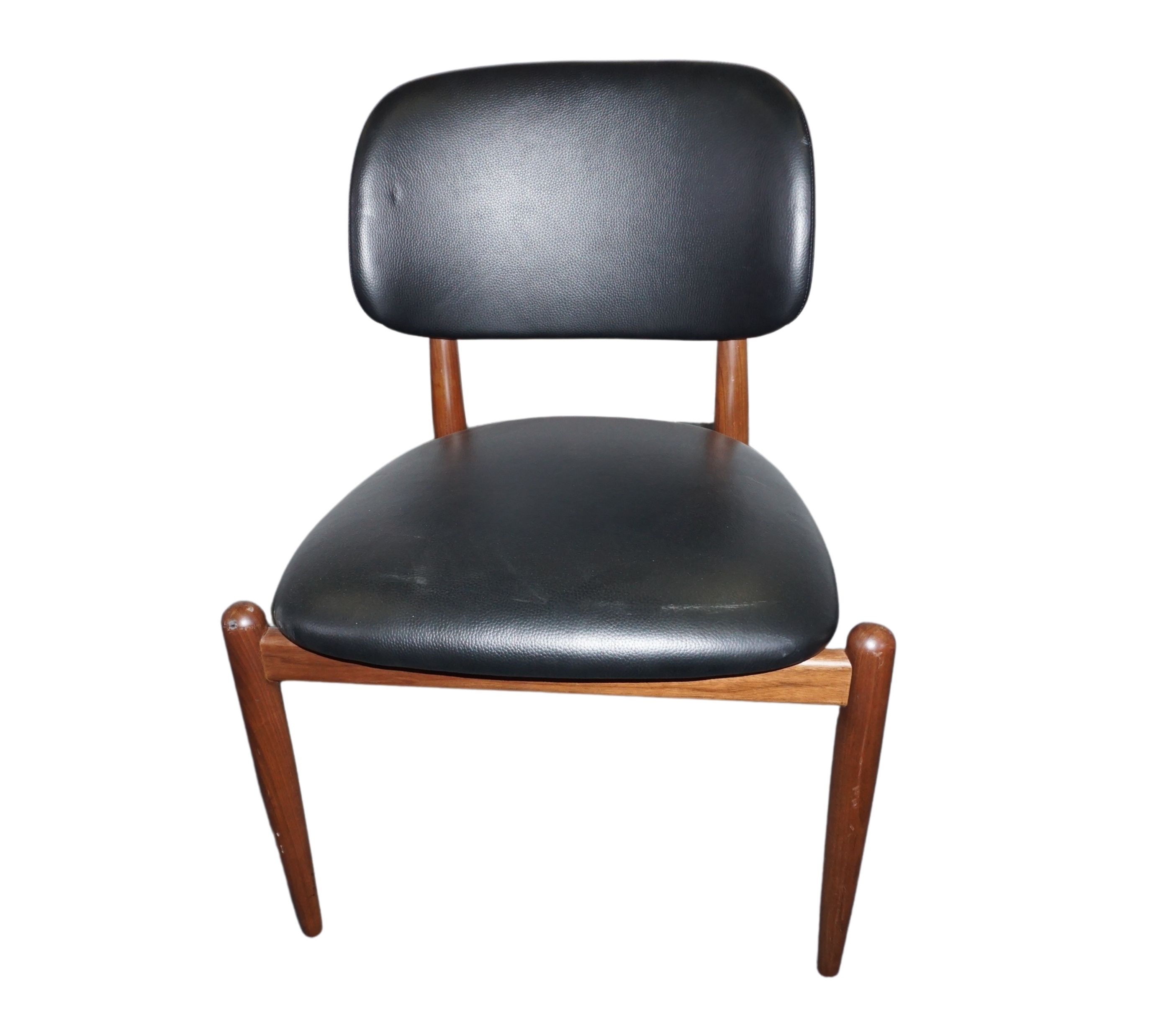 Slow chair leather walnut black