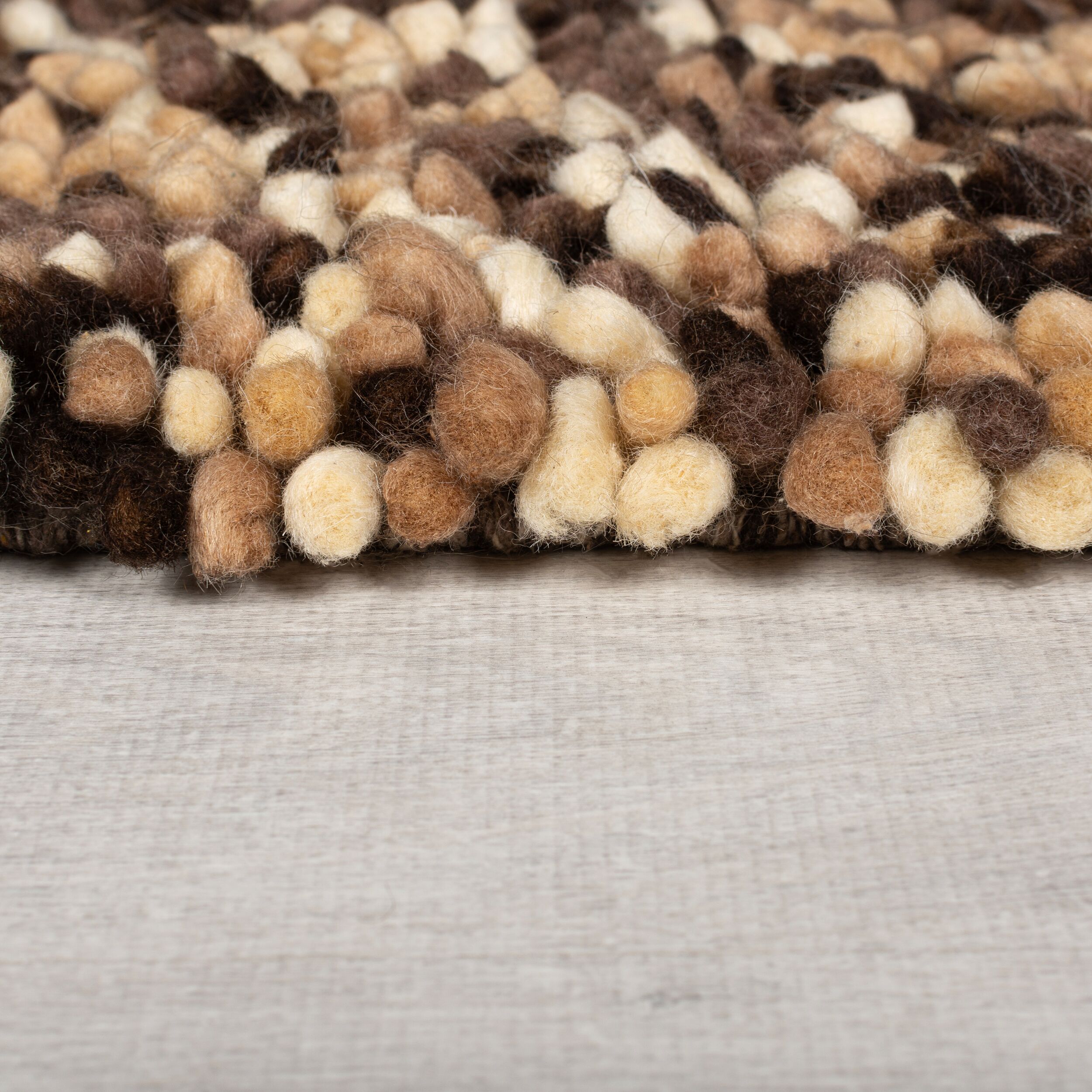 Udon Wool Rug 200x290cm