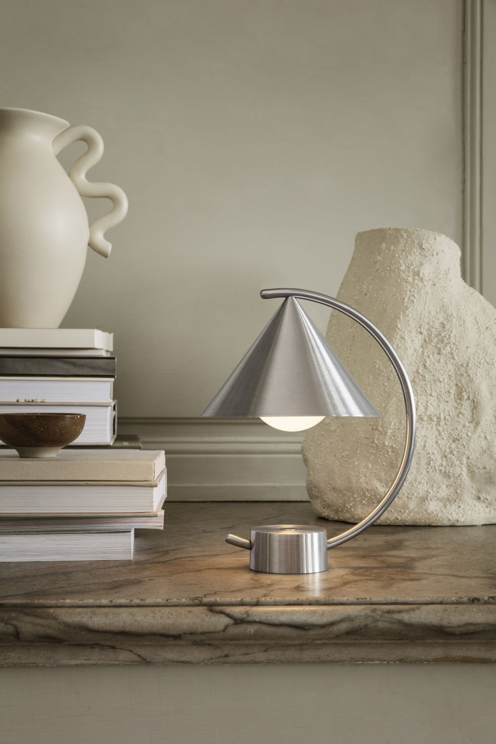 Meridian Tischleuchte Silber