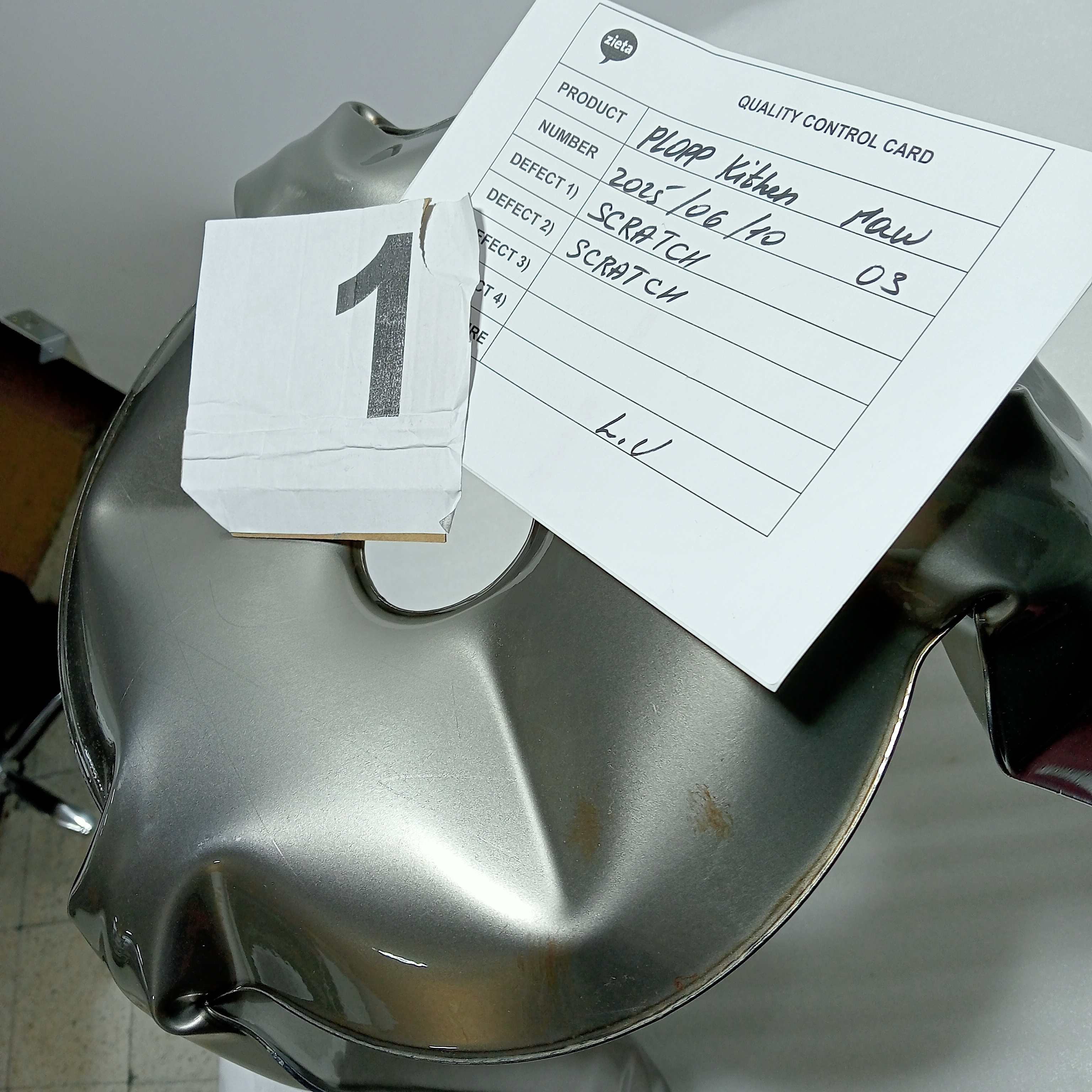 Plopp sgabello da cucina acciaio grezzo laccato