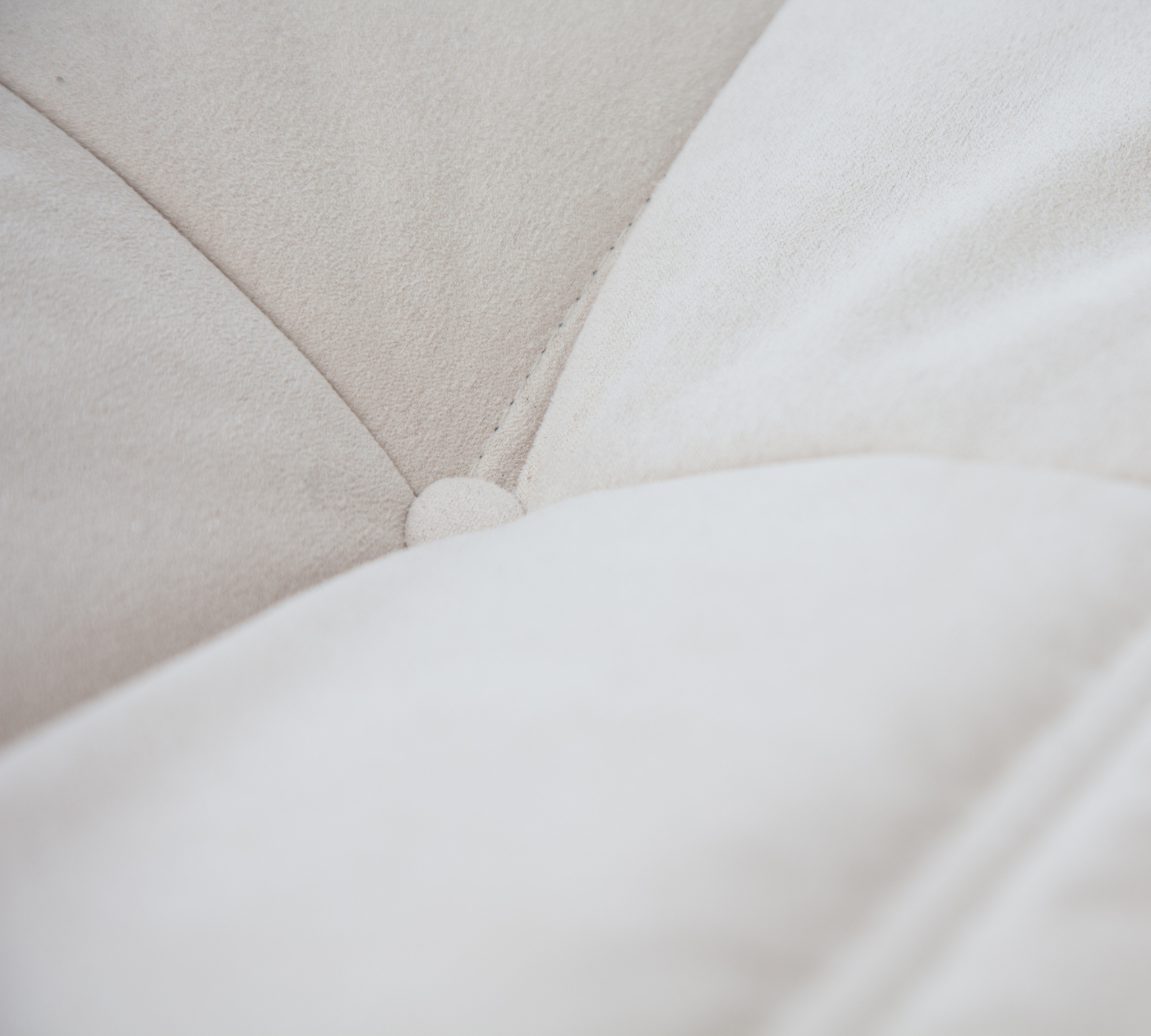 Togo Sofa 2-Sitzer Textil Off-White