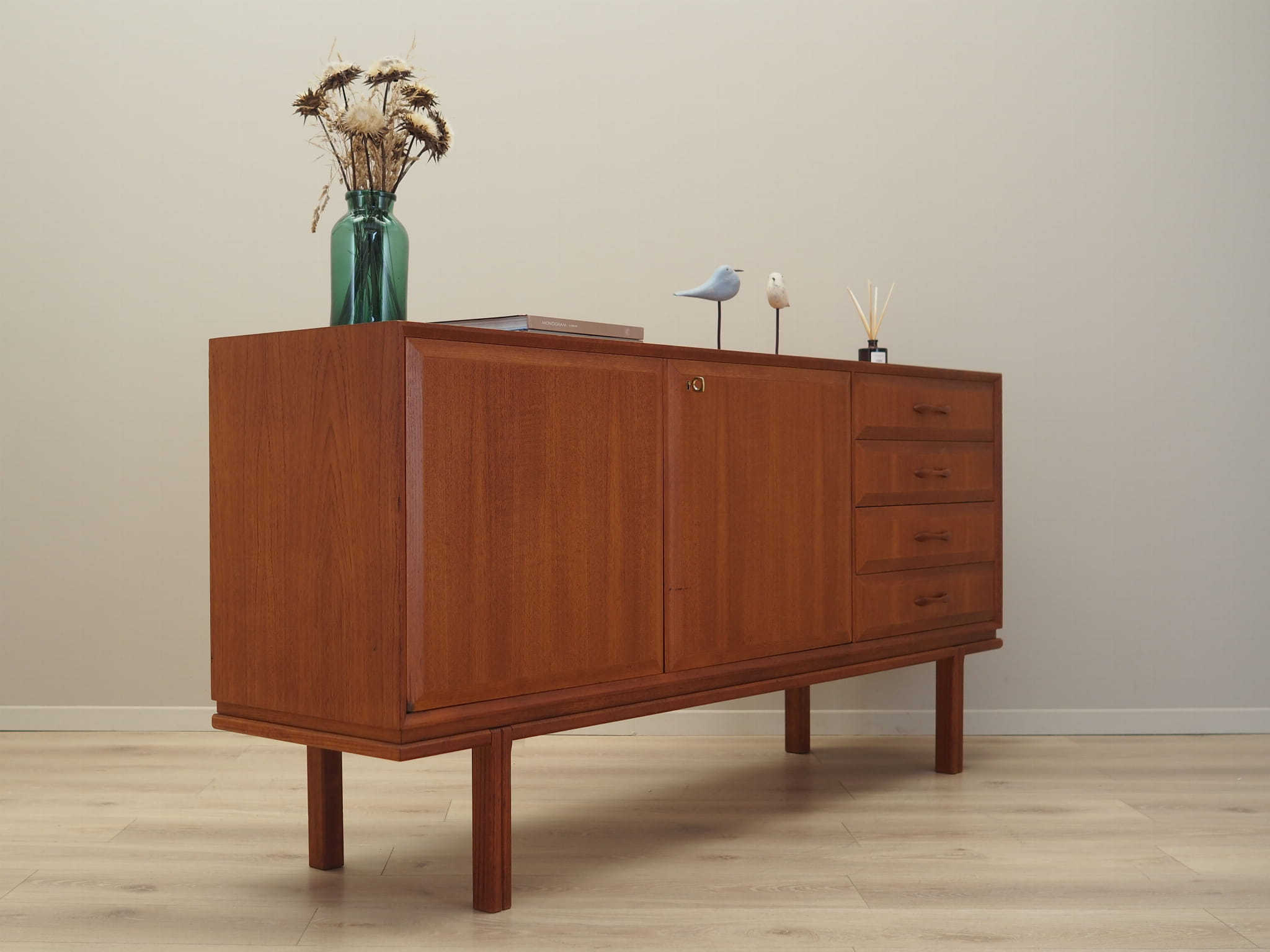 Vintage Sideboard Teakholz Braun 1960er Jahre