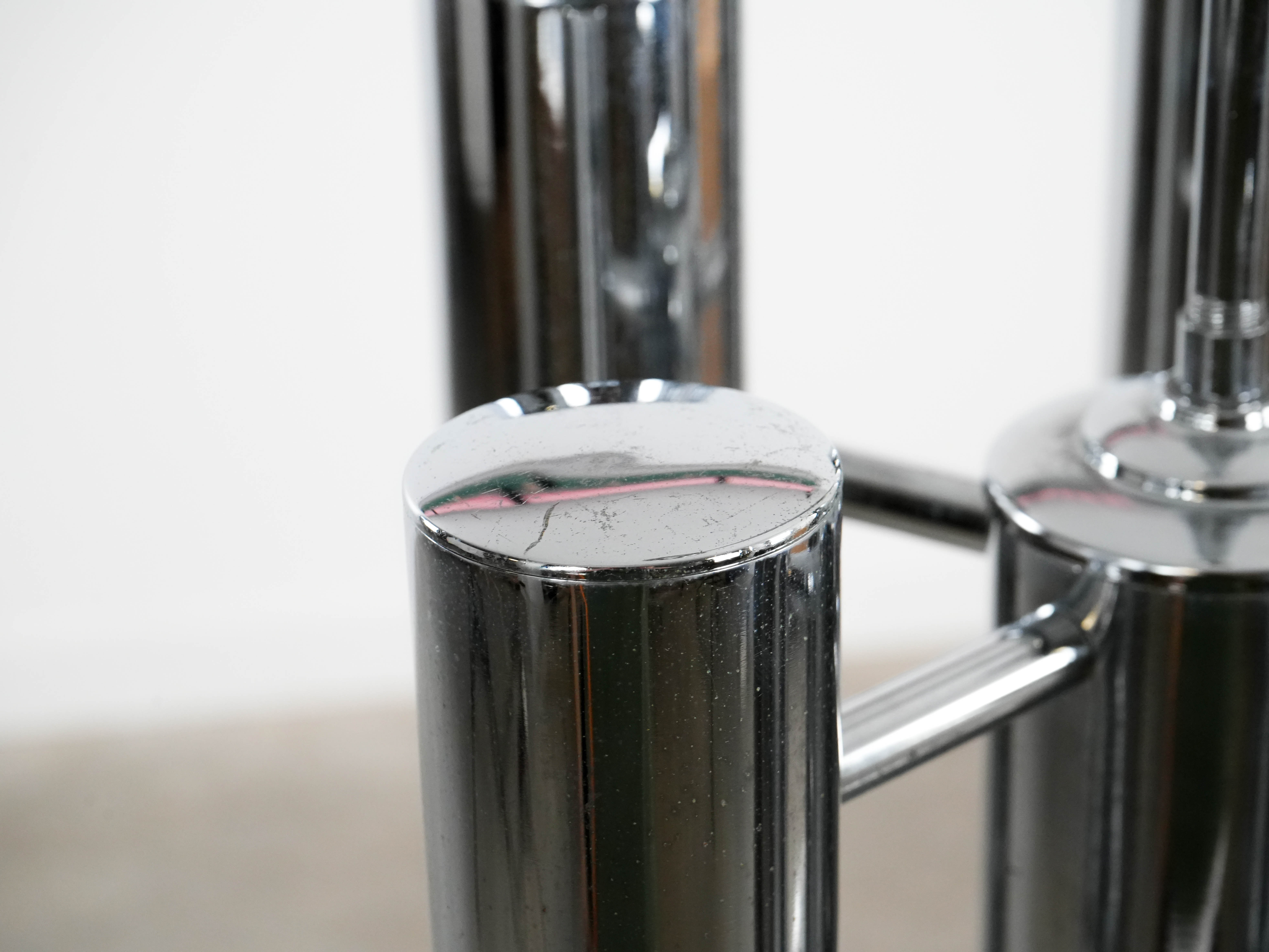 Lampadario bianco anni '70