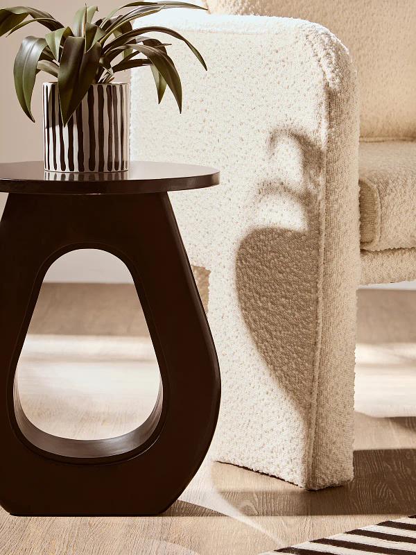 Walsa Black Finish Mango Holz Beistelltisch
