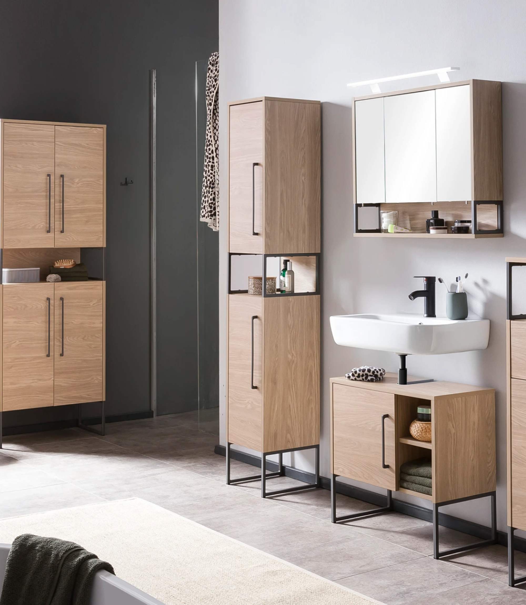 Badschrank Eiche Dekor Hell