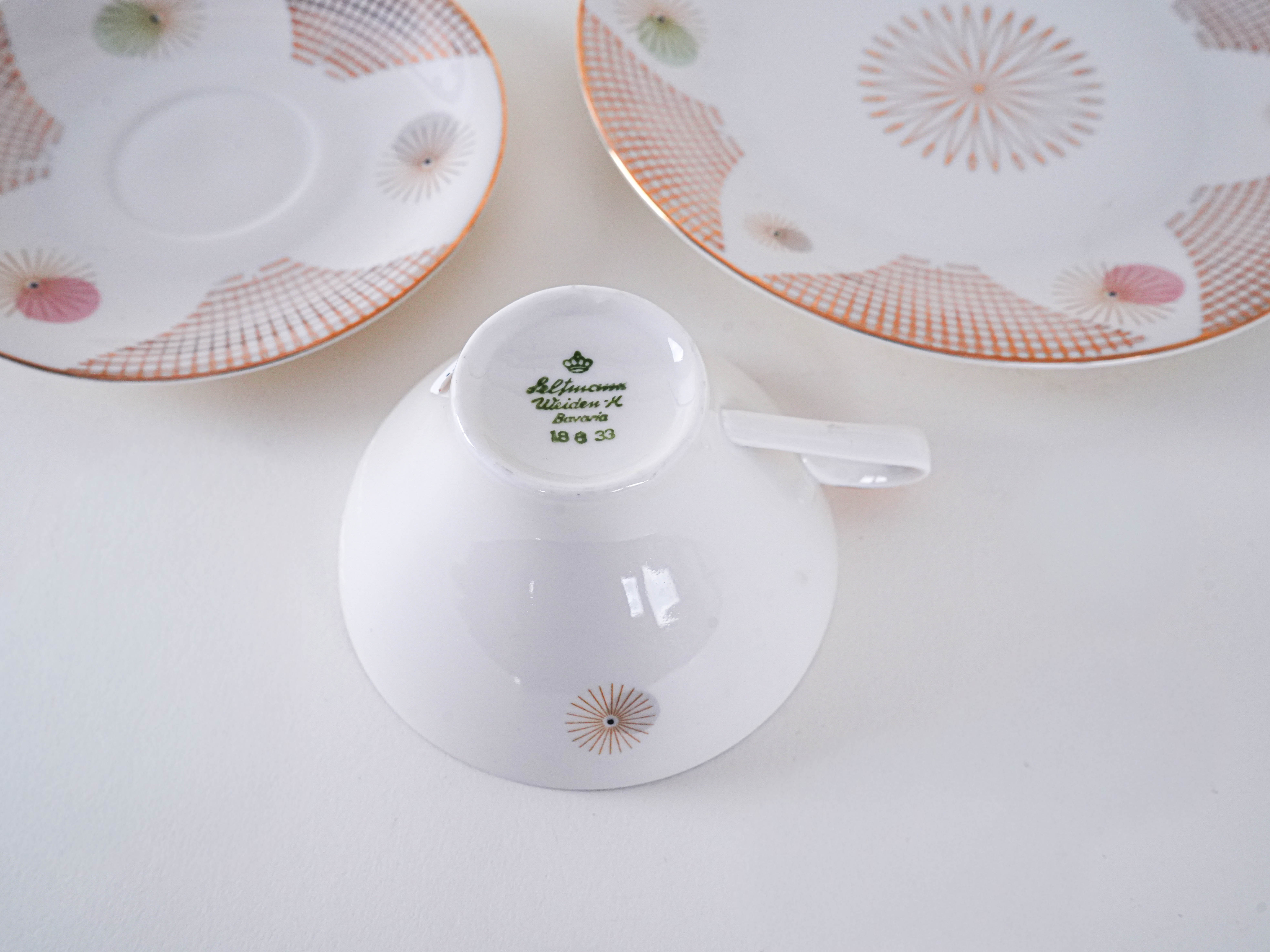 Porcelain cup Multicolored