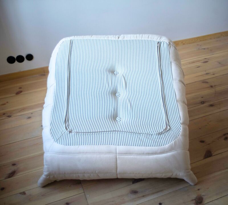 Togo Sessel Kunstleder Hellbeige