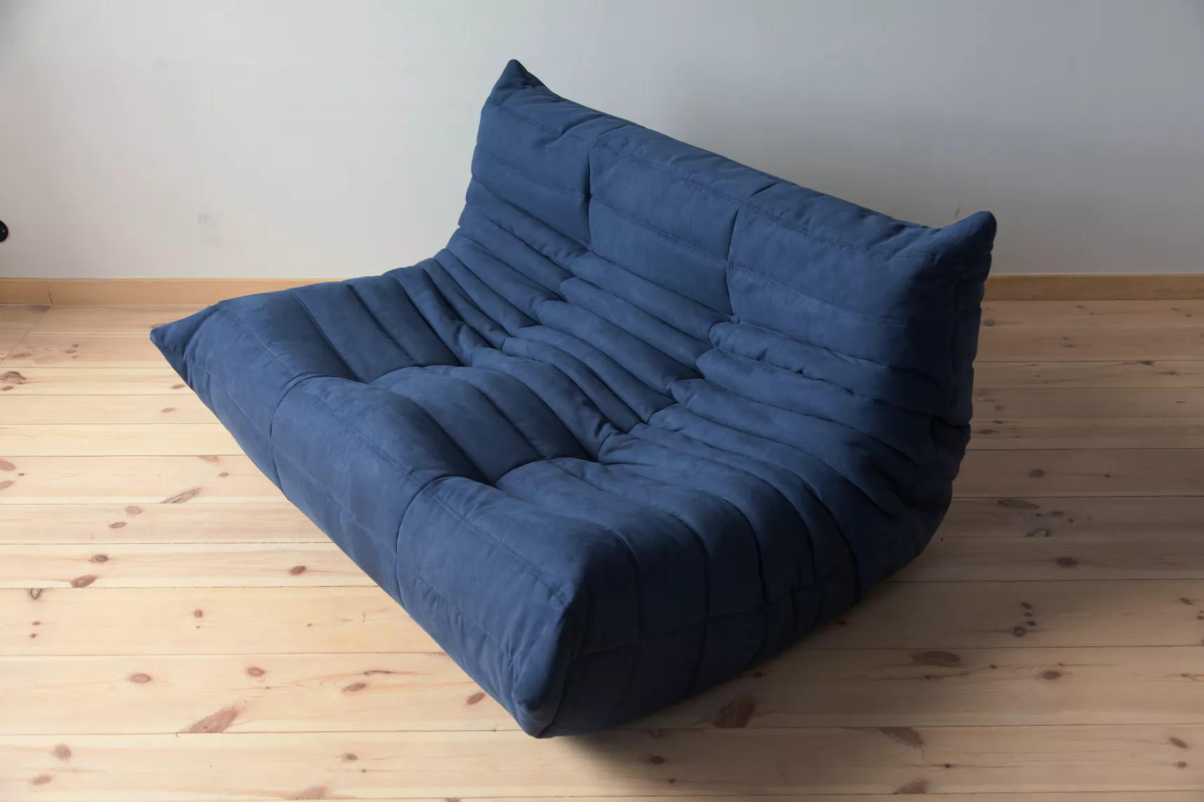 Togo Sofa 2-Sitzer Textil Marineblau