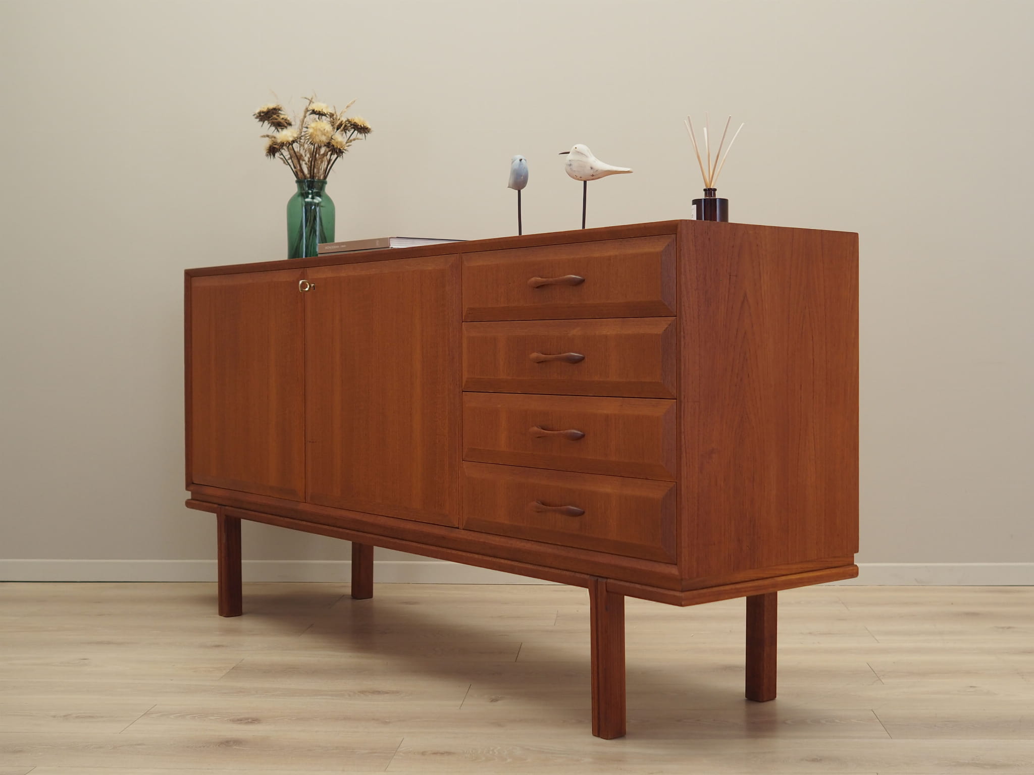 Vintage Sideboard Teakholz Braun 1960er Jahre