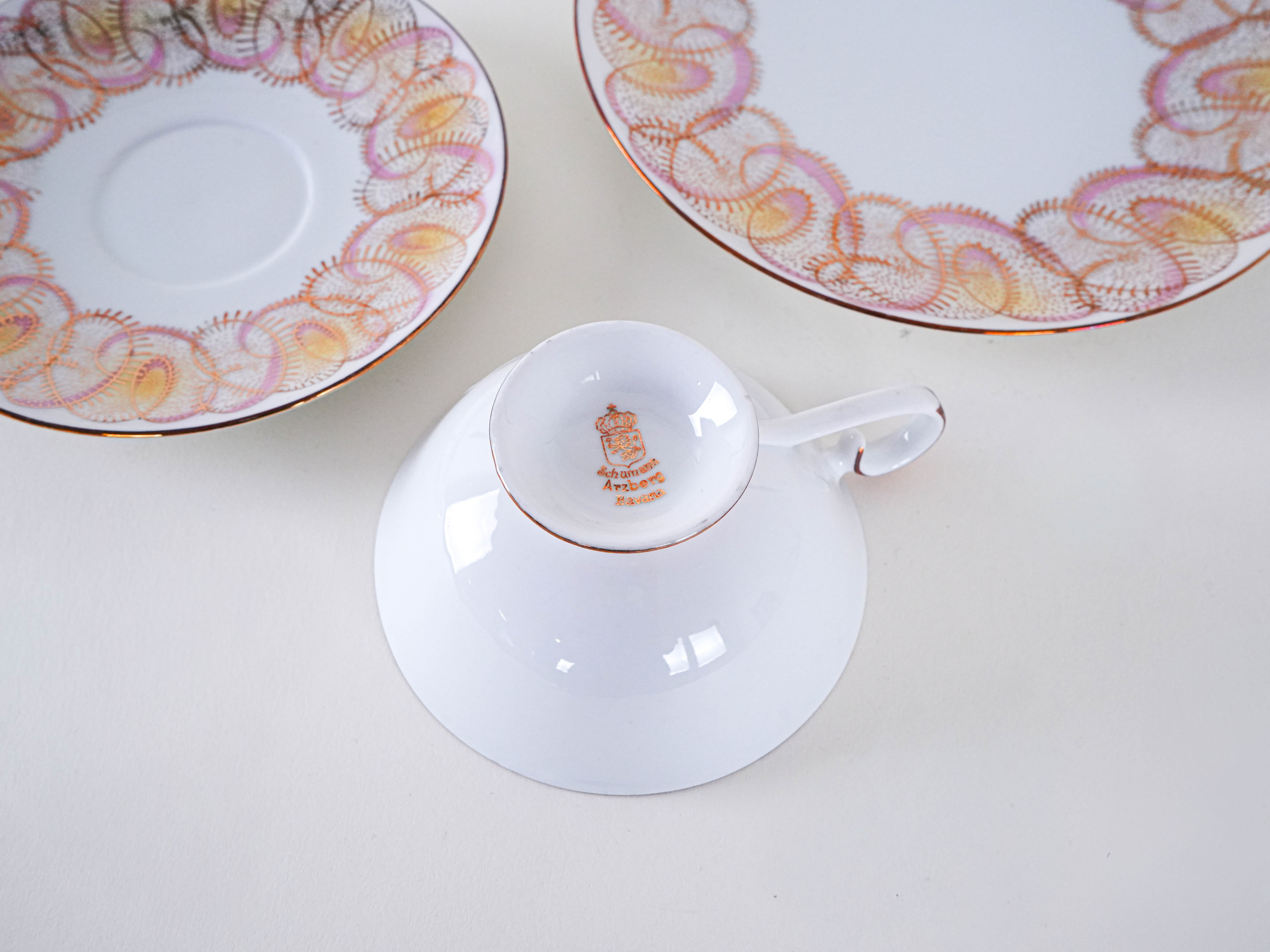 Porcelain cup Multicolored