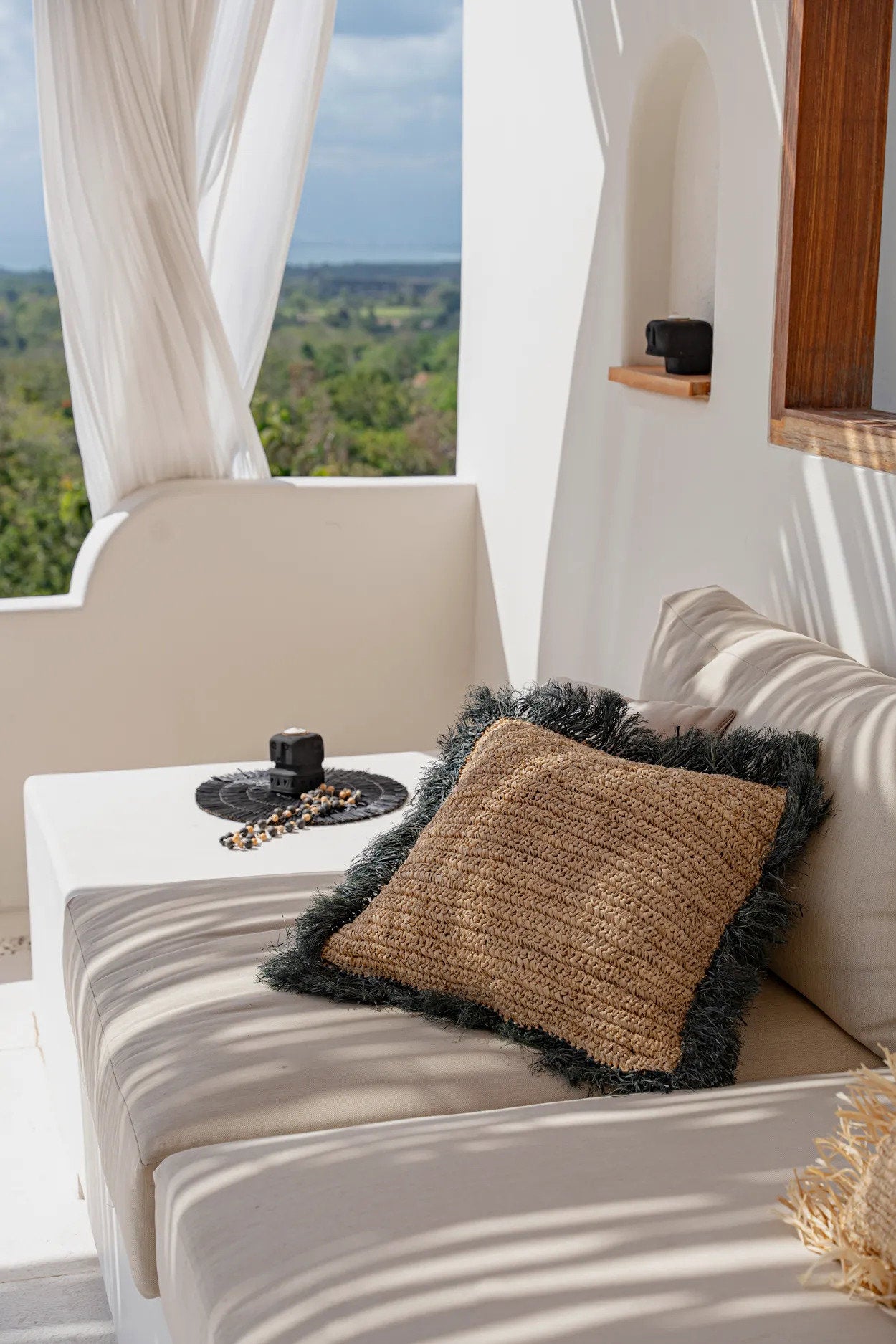 The Raffia Pillowcase Nature Black 60x60cm