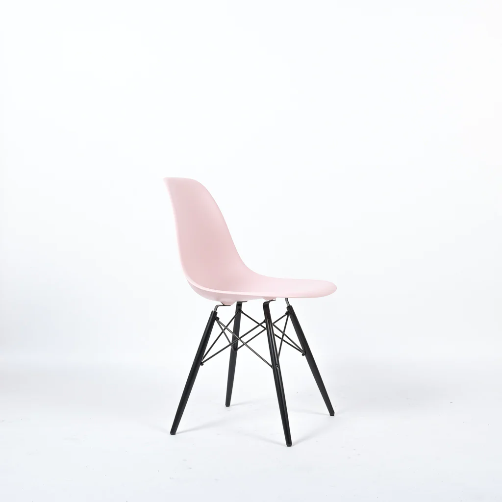 Eames Plastic Side Chair DSW Rosa