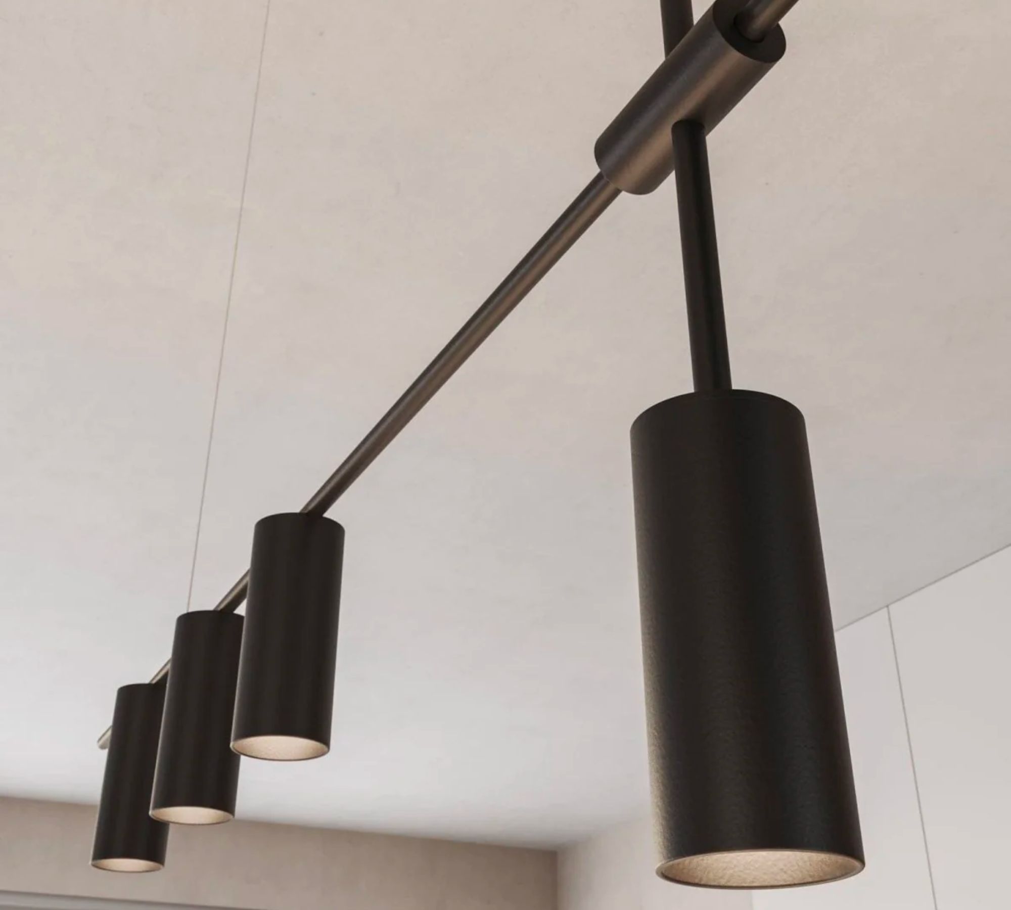 5-flame asymmetrical AJAX pendant light Black