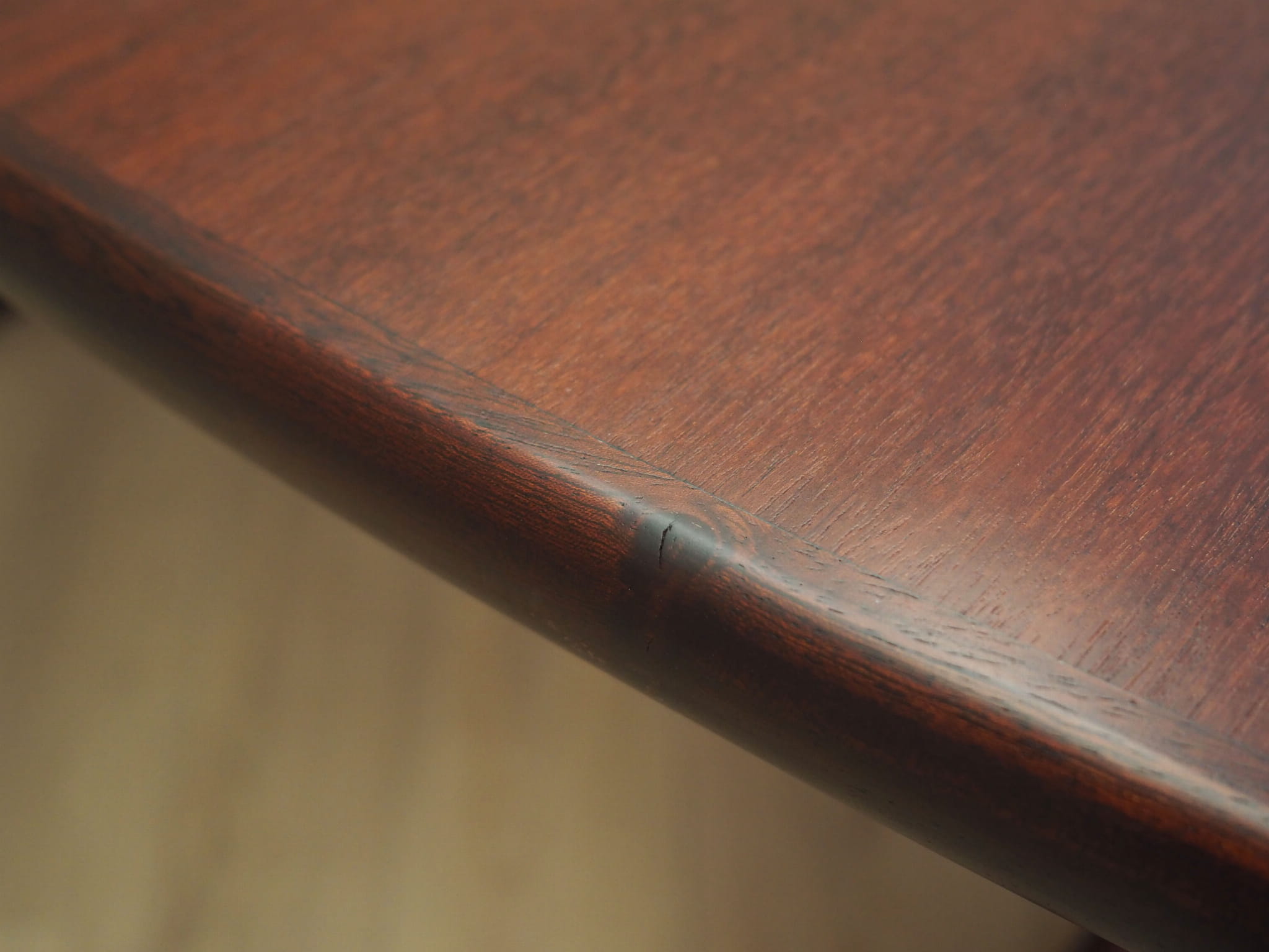 Mahogany Tisch 1990 Jare