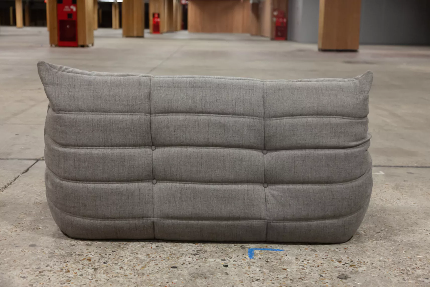 Togo Sofa 2-Sitzer Webstoff Warmgrau