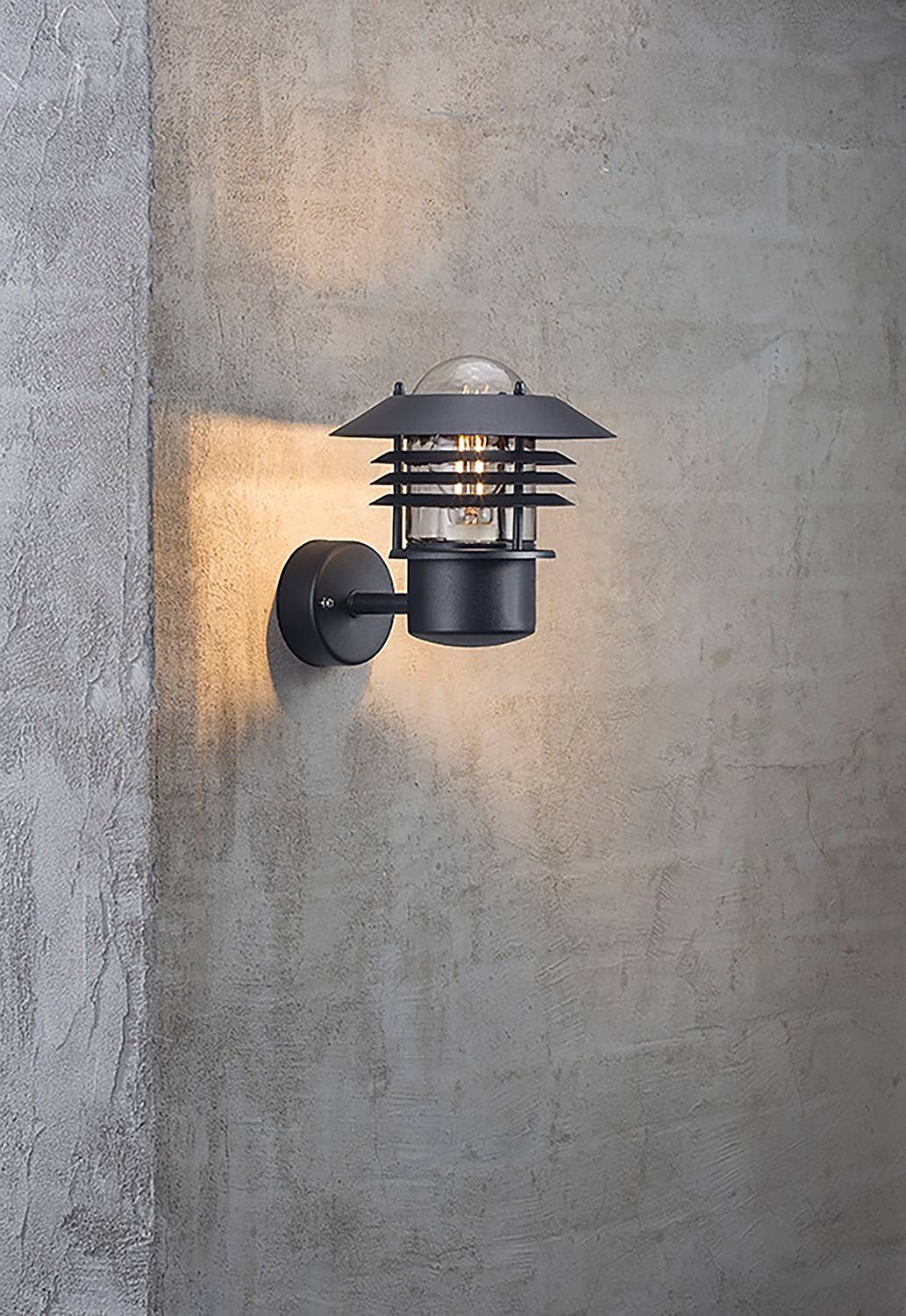 Wandleuchte Vejers Up Aluminium Schwarz