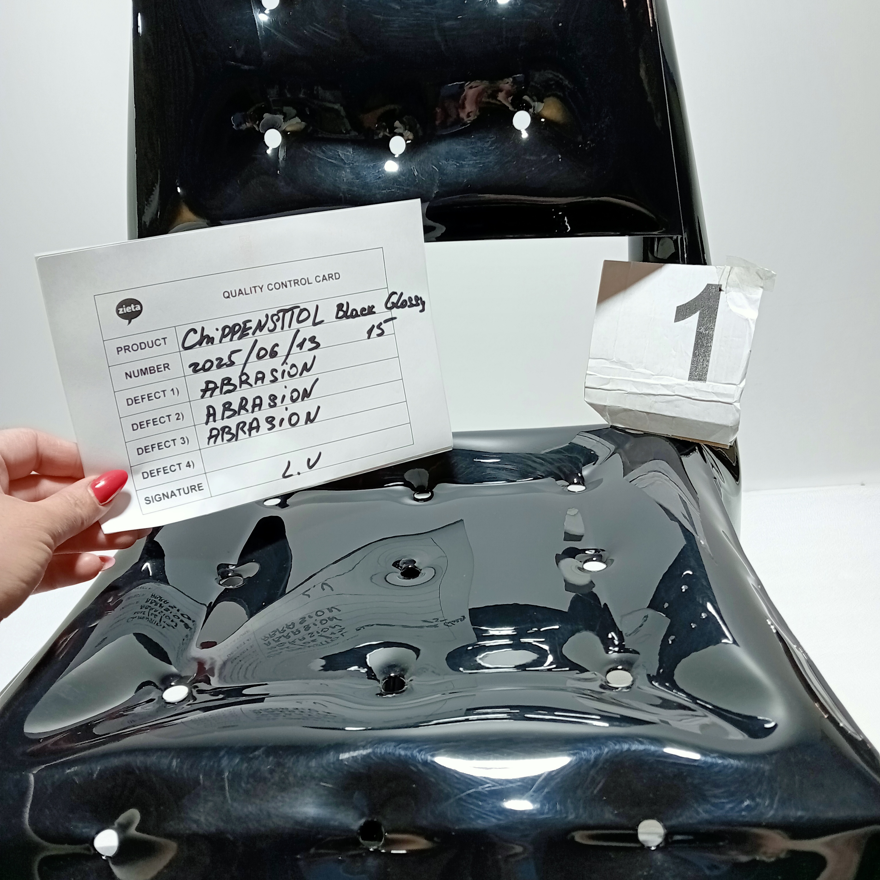 Chippensteel 0.5 Chair Steel Black Glossy