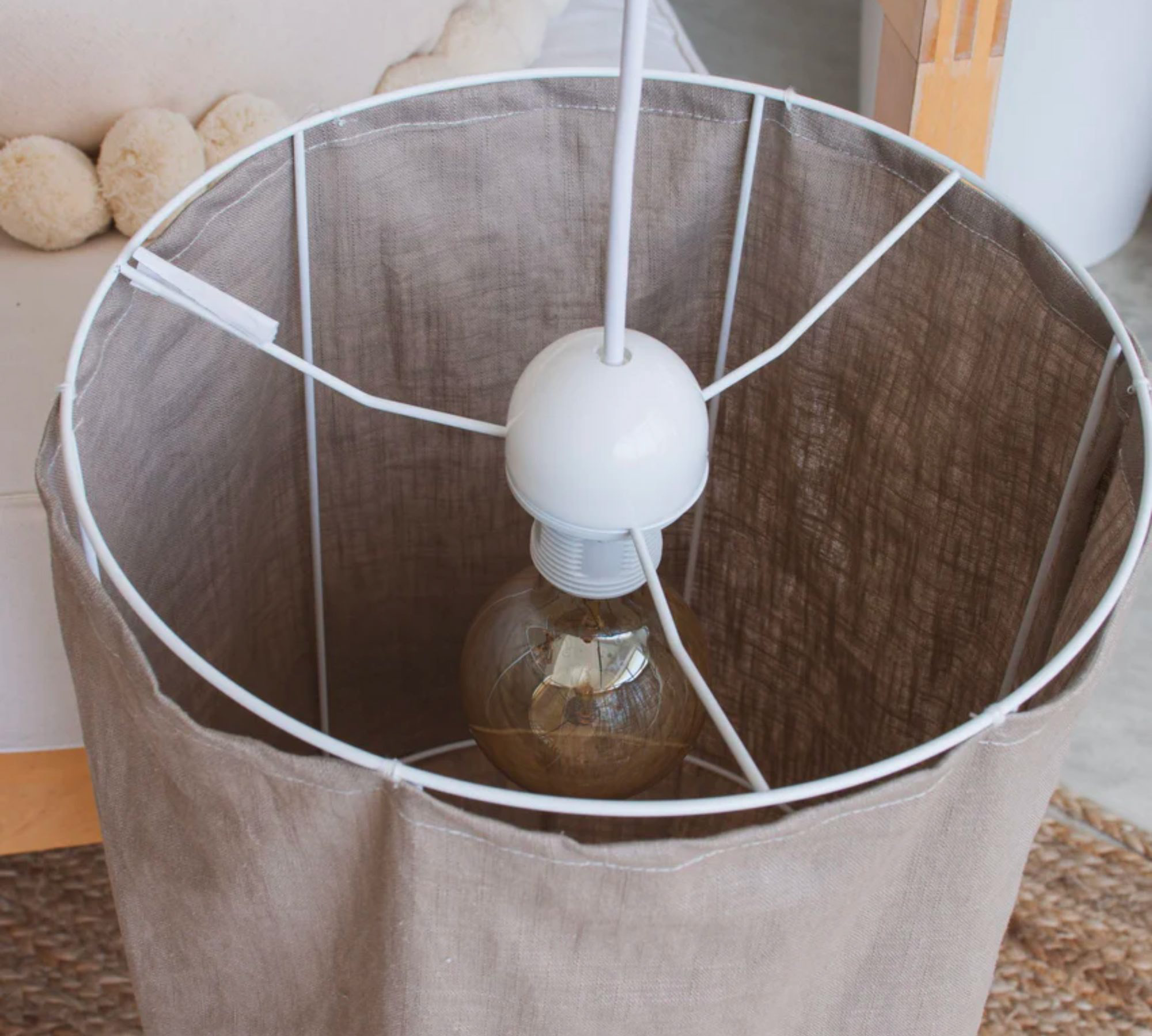 Lampe Leinen Grau