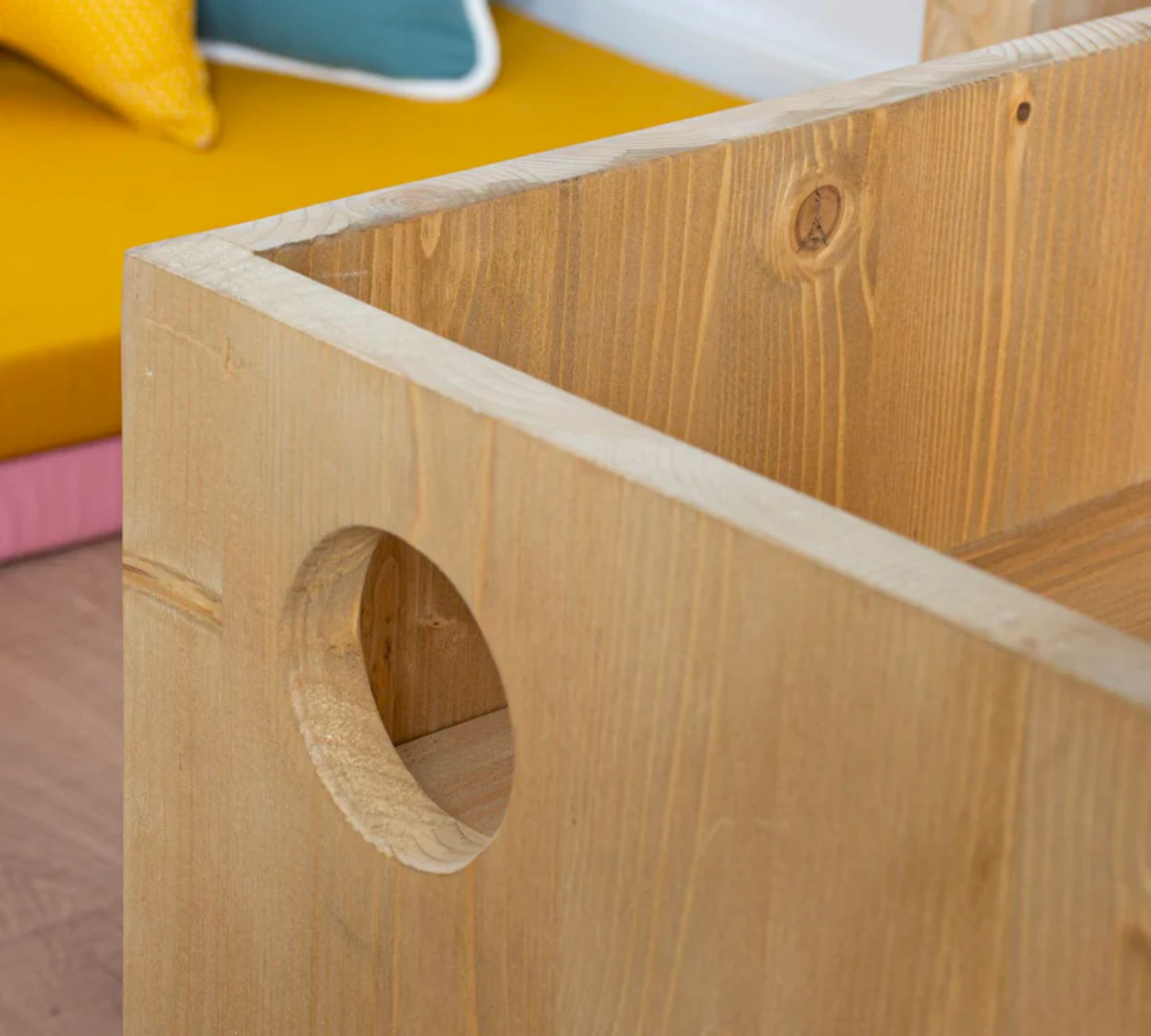 Kinderstuhl Holz Weiß Gealtert