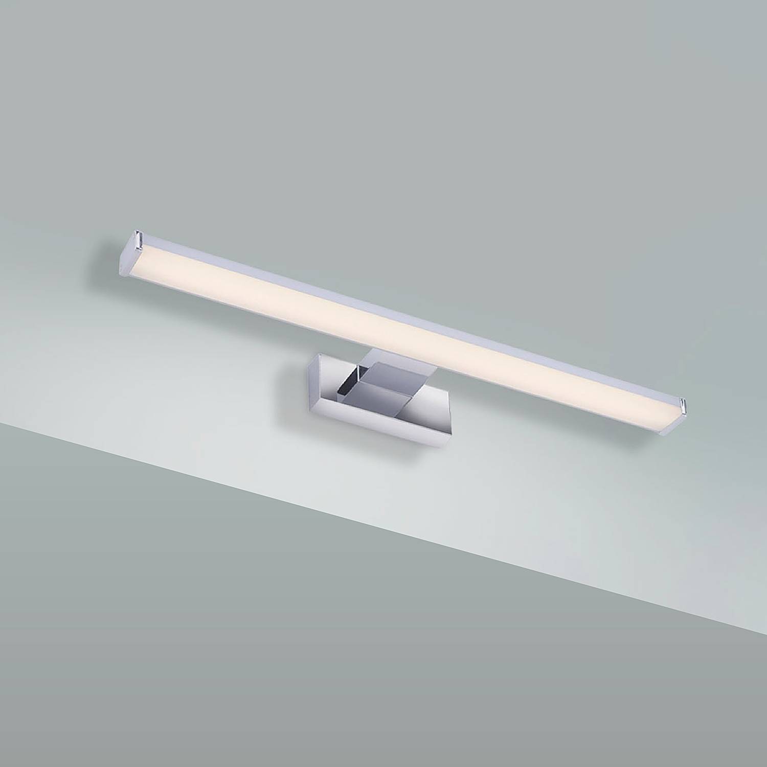 Mattis LED-Badleuchte Aluminium Silber