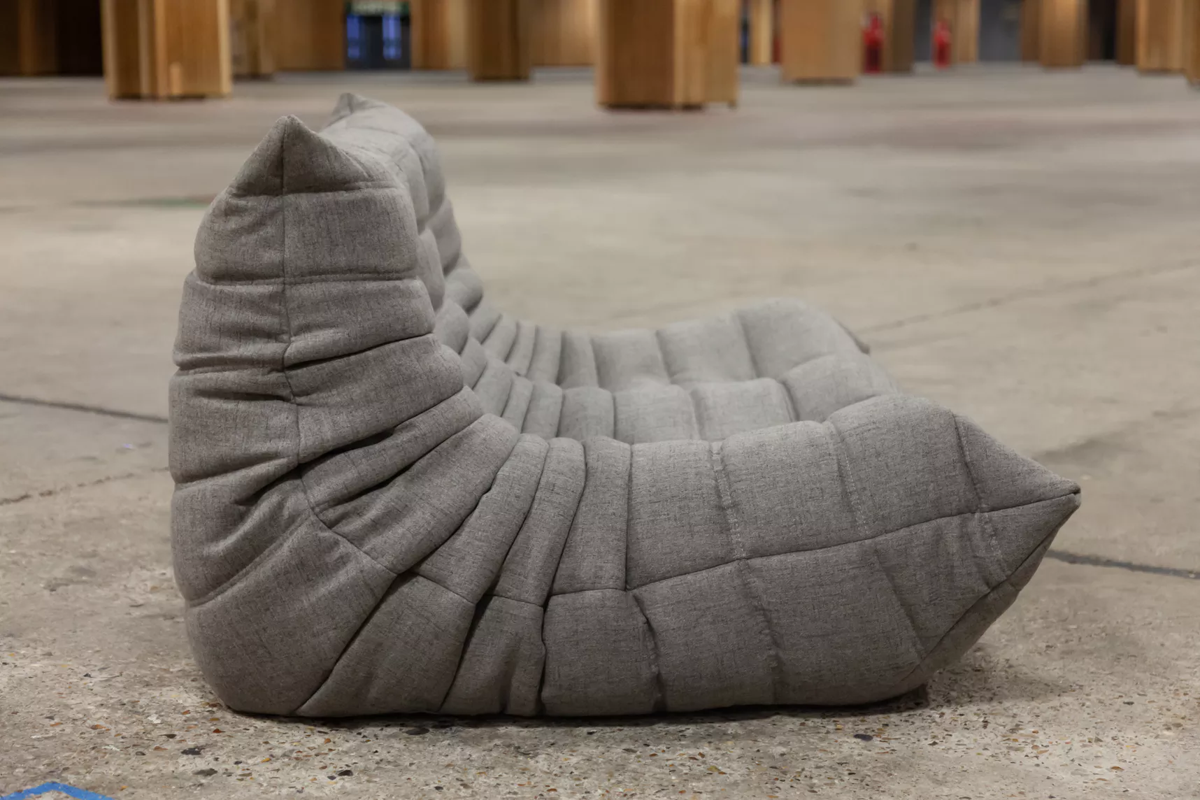 Togo Divano 2 posti Tessuto Grigio caldo