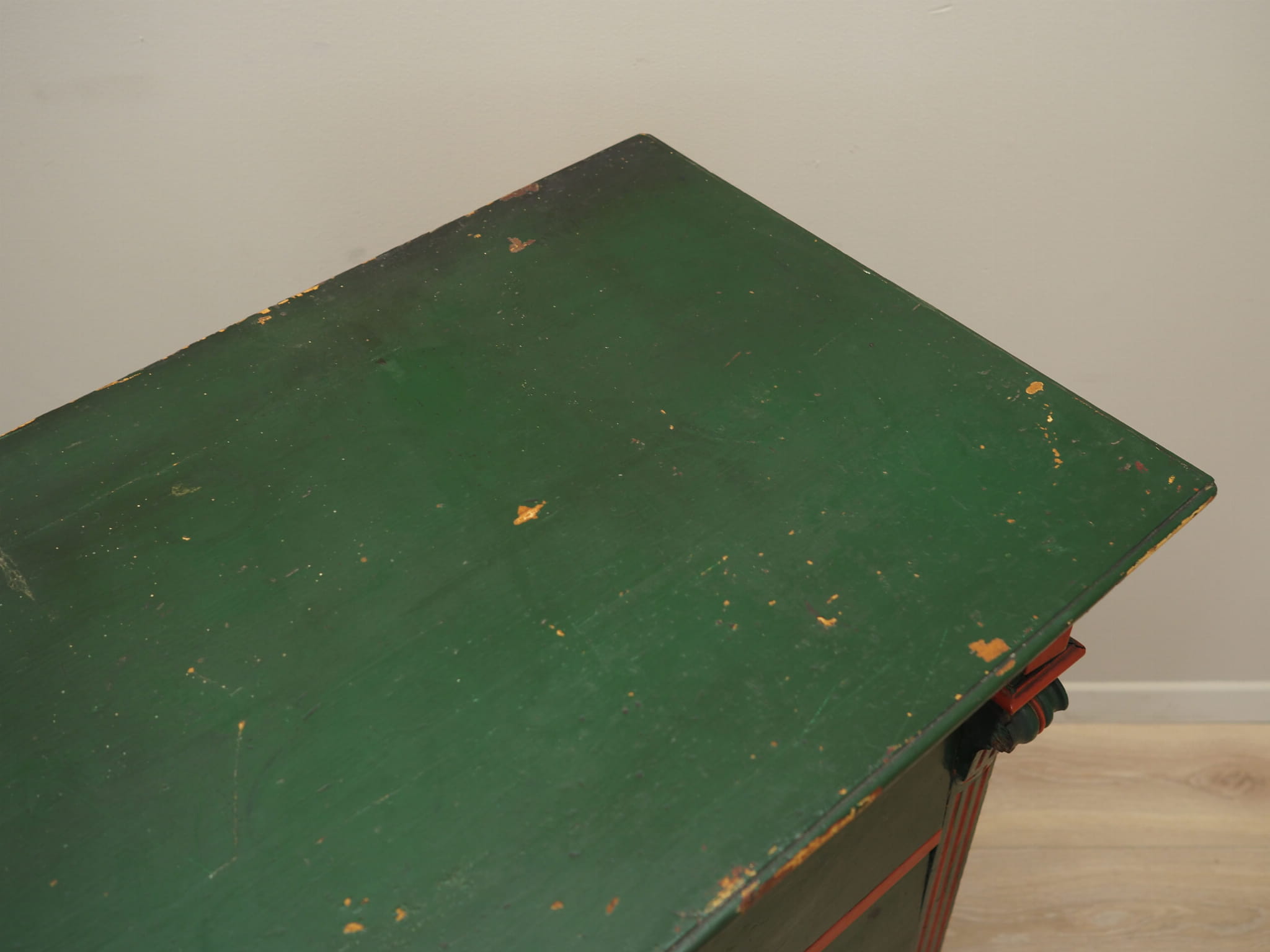 Chest of drawers Wood Green 1950s