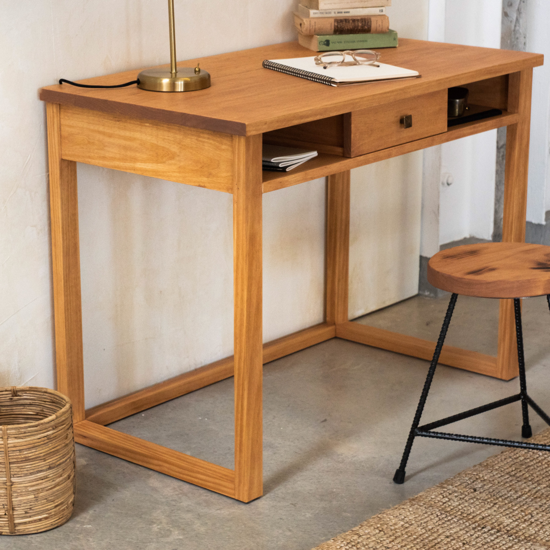 Rowdy Schreibtisch Holz Bourbon Kiefer