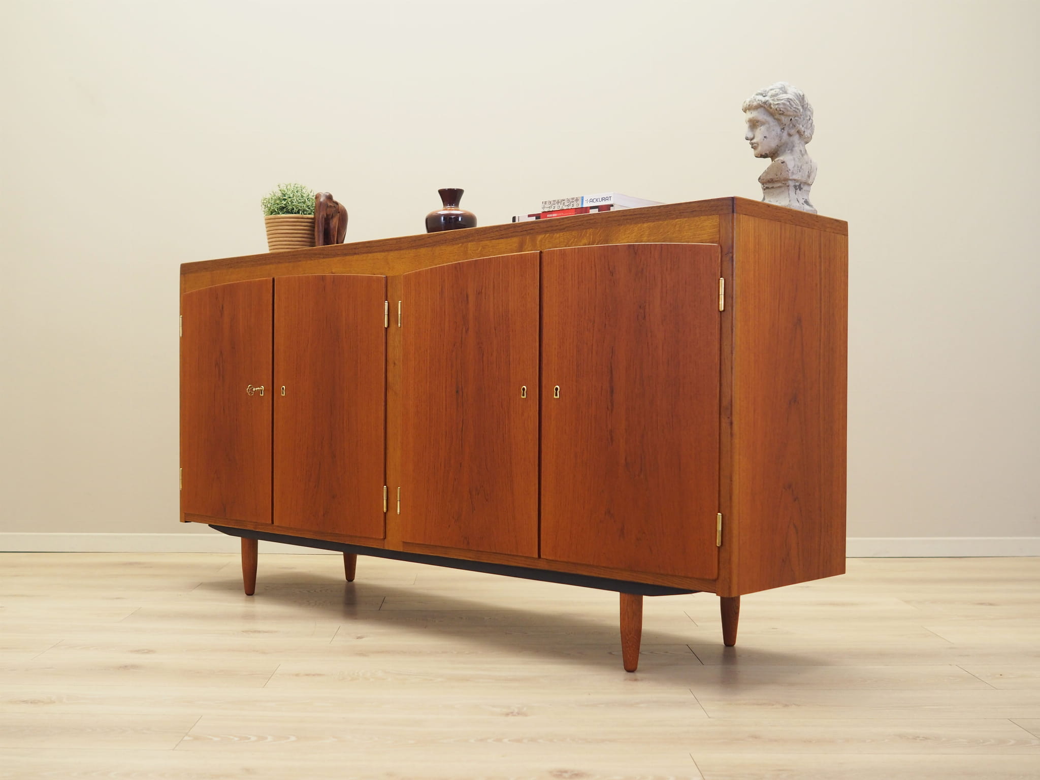 Vintage Sideboard Teakholz Braun 1960er Jahre