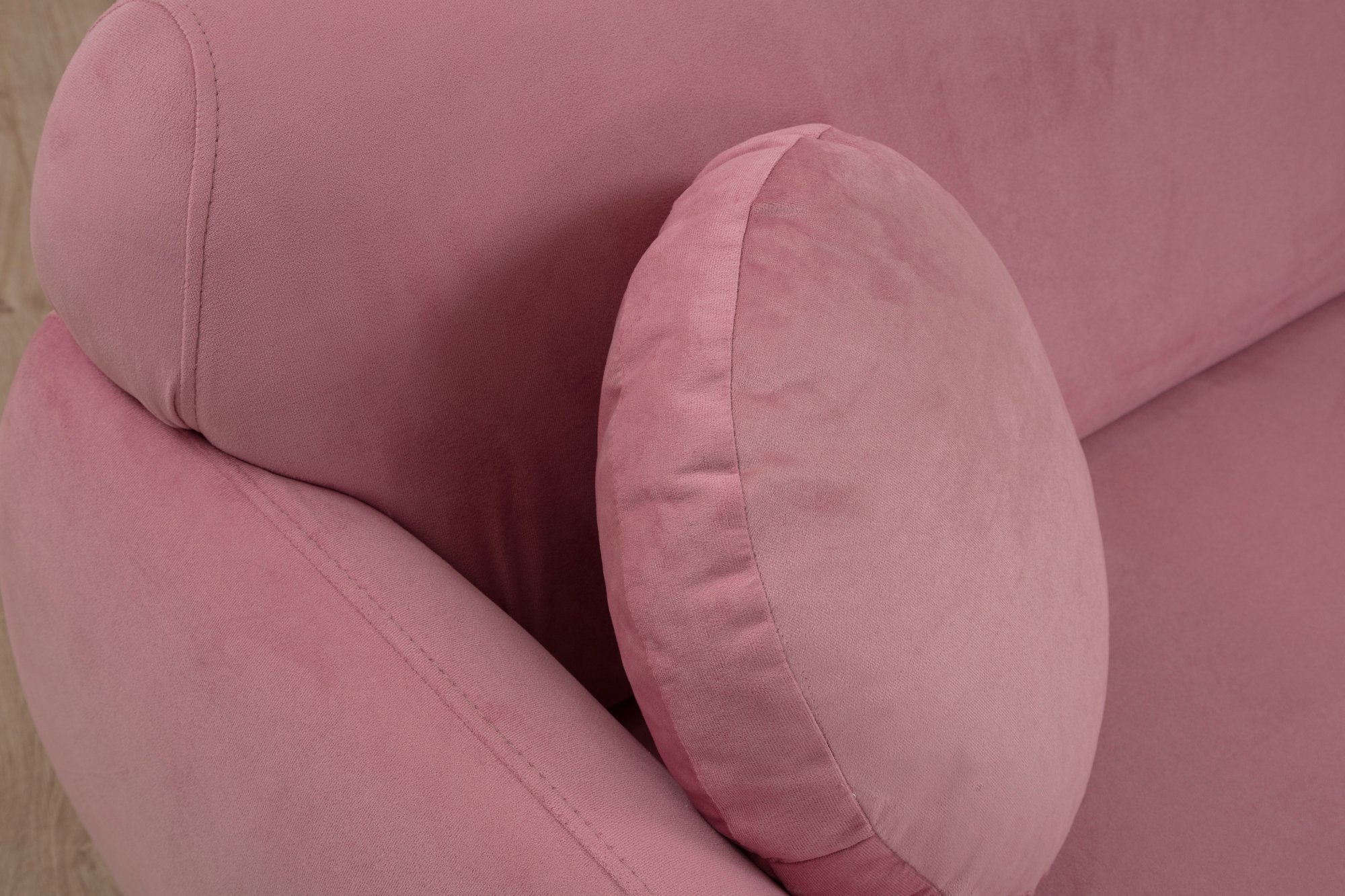 Eddy Sofa Rosa