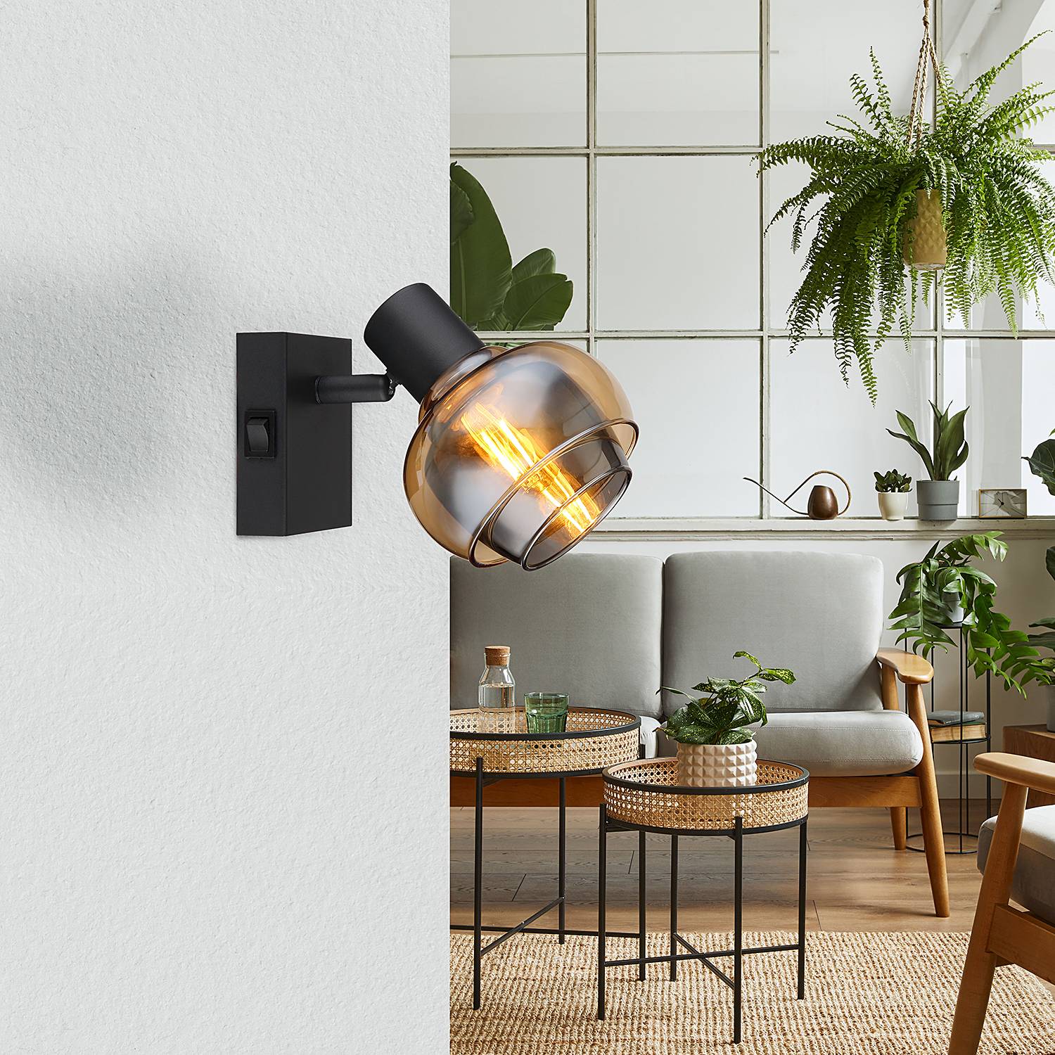 Tokki Type A Wall Lamp Colored Glass Iron Single-Bulb