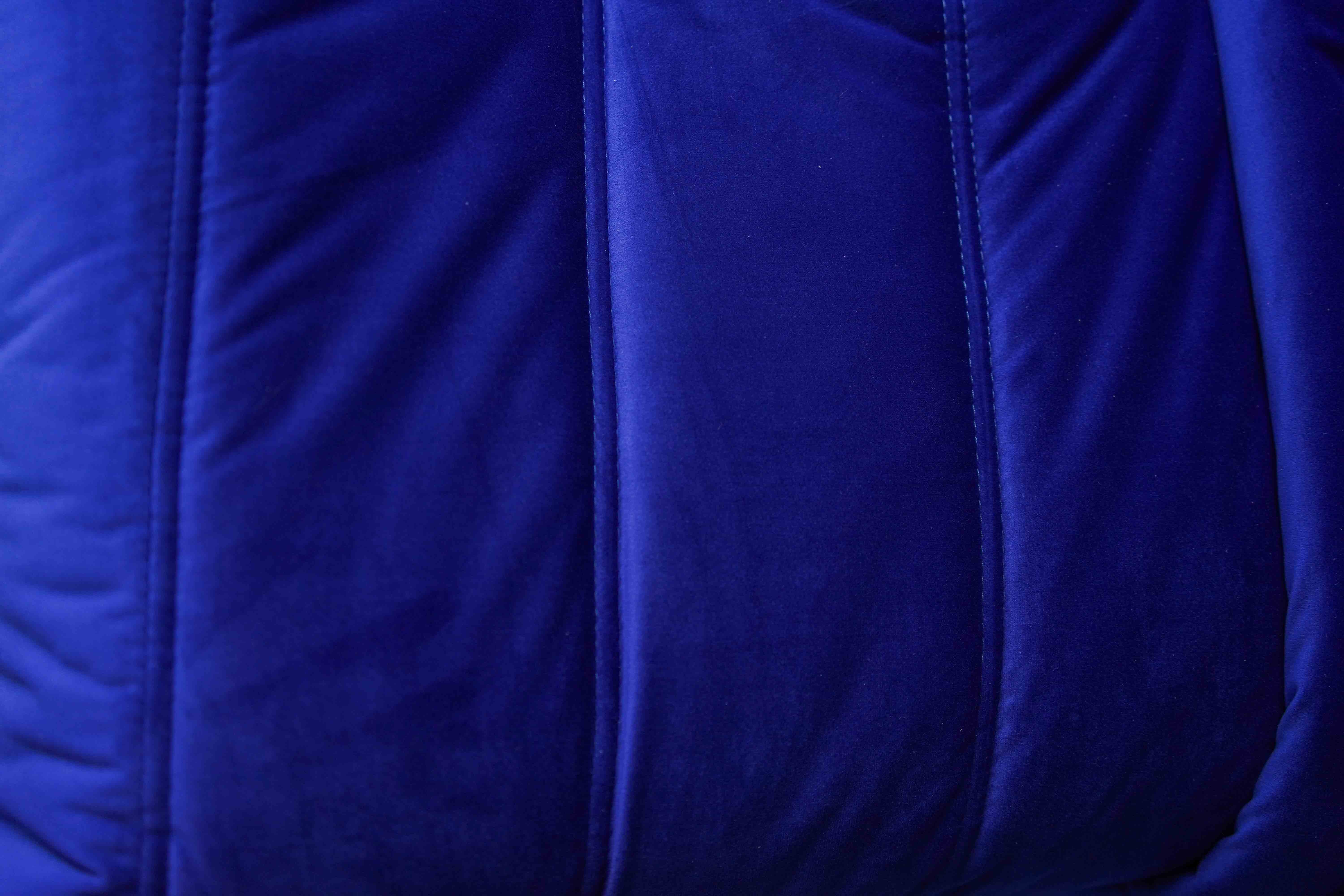 Togo Poltrona Velluto Blu Cobalto