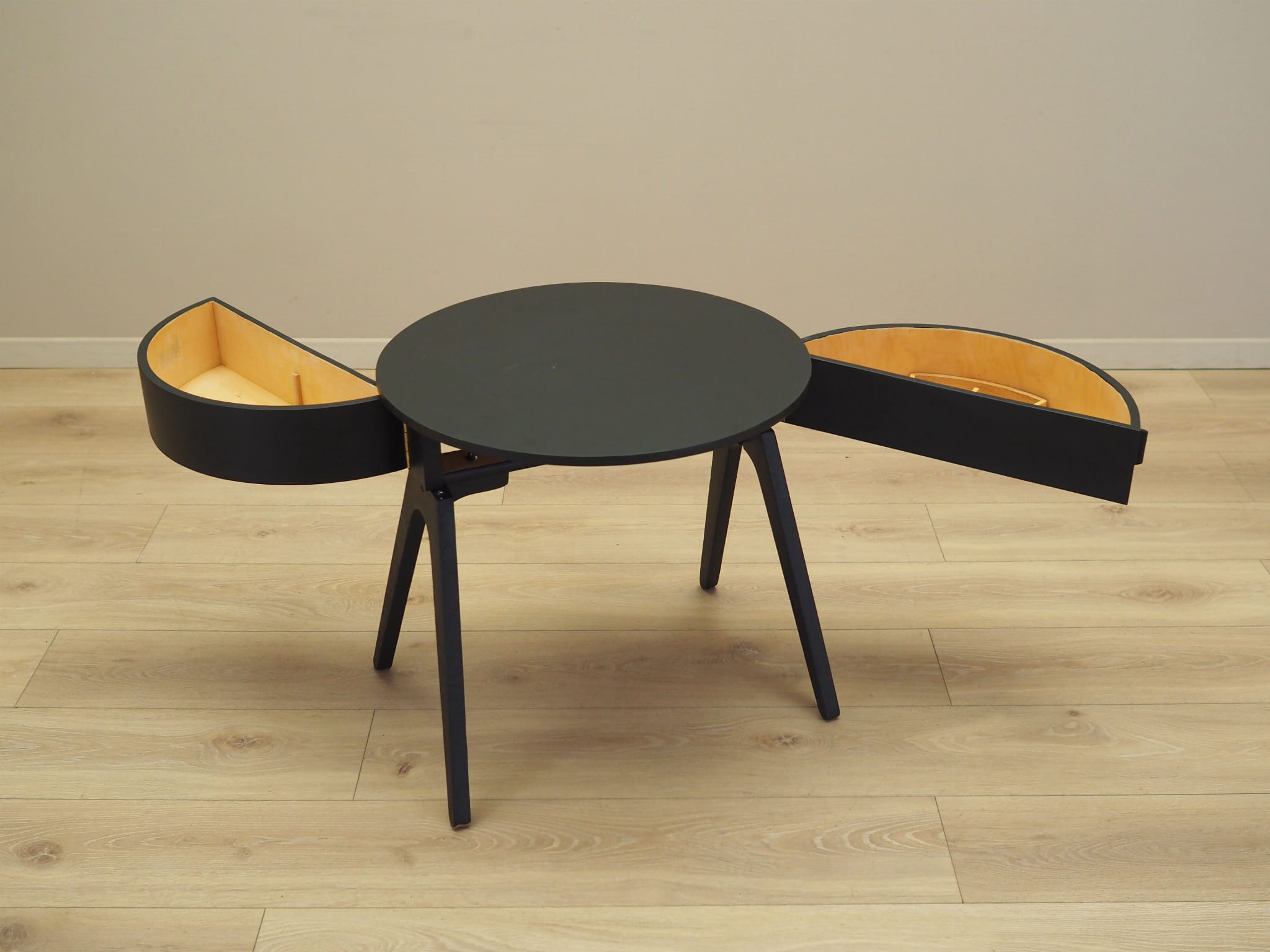 Beistelltisch Holz Braun 1970er Jahre