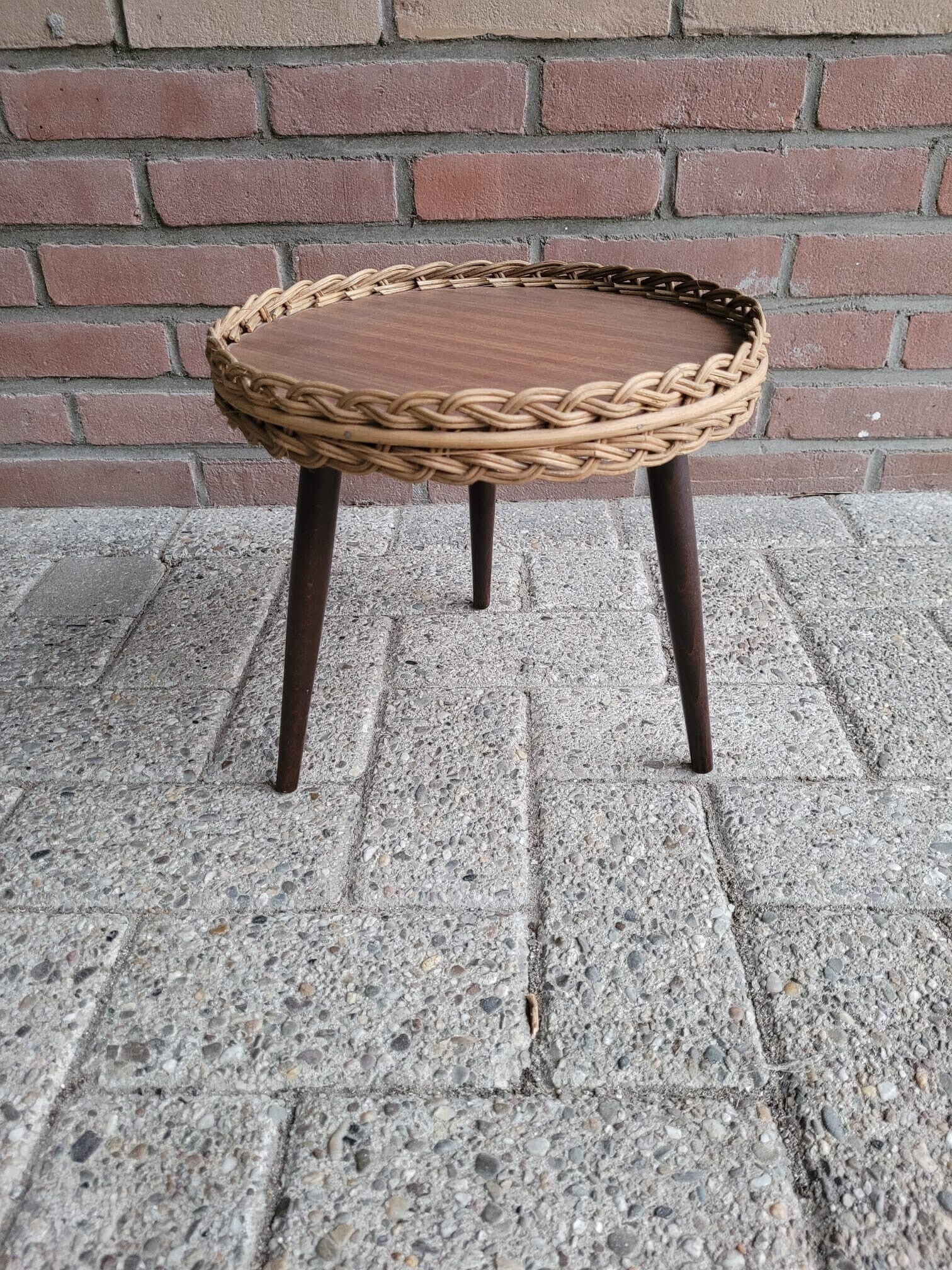 Vintage Pflanzentisch Holz Rattan Braun