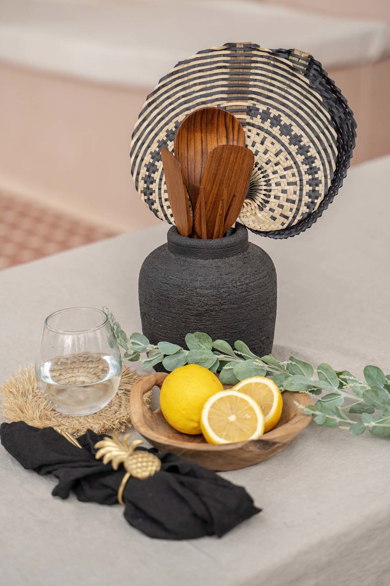 Peaky Vase Schwarz