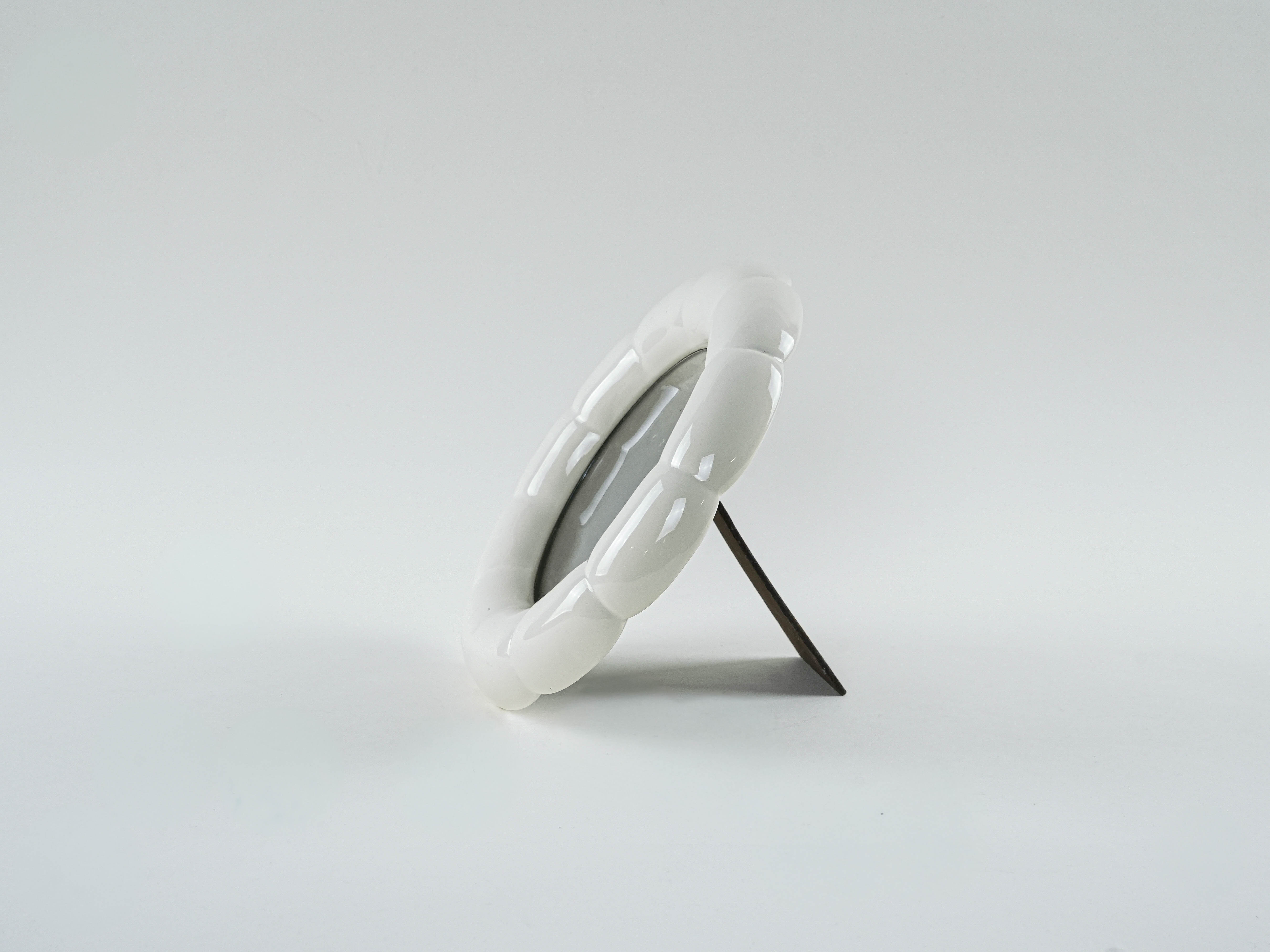 Porcelain frame Cream 1970s