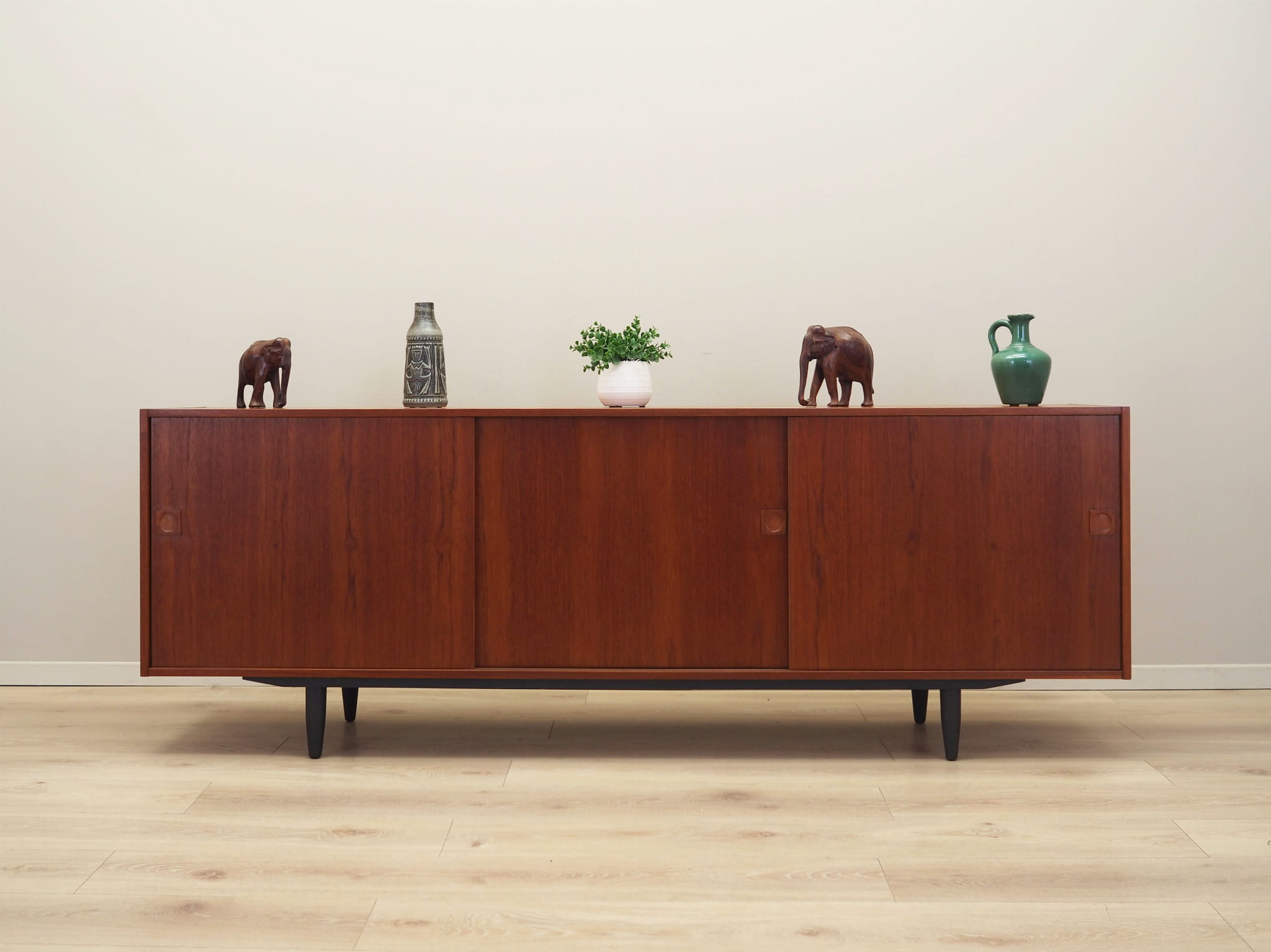 Vintage Sideboard Teakholz Braun 1970er Jahre