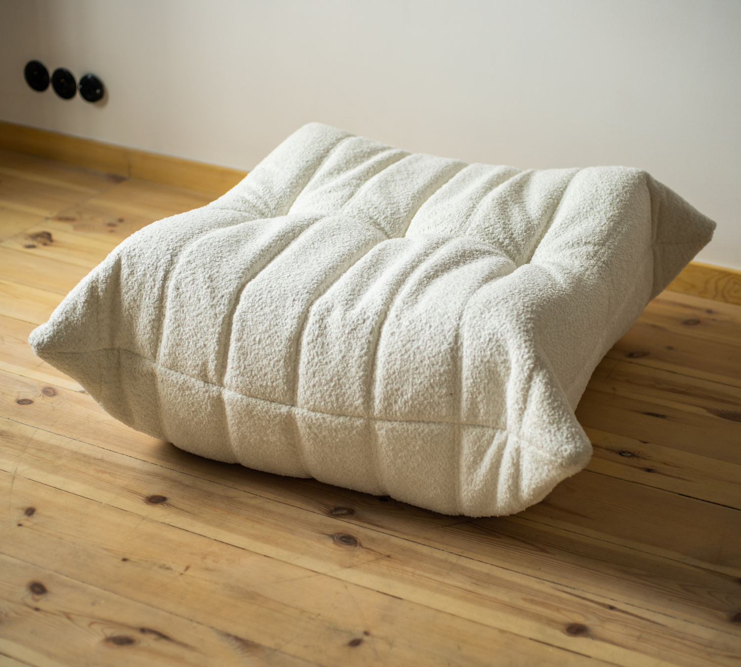 Togo Lounge Set 2 pezzi Bouclé Bianco