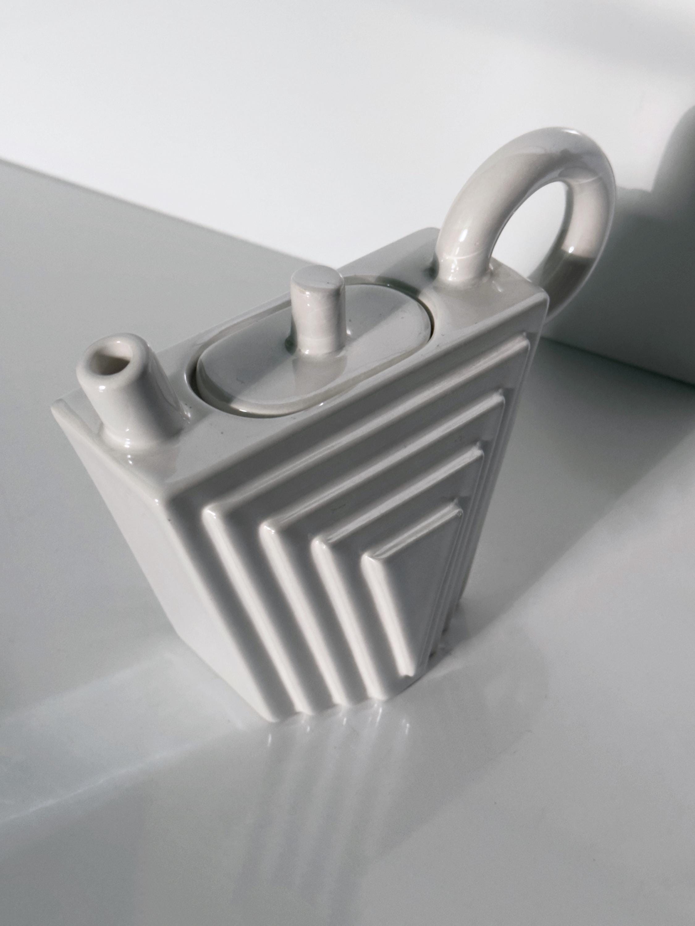 Postmodern TeapotTeapot Ceramic 1980s