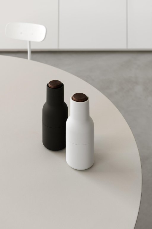2x Pfeffer- und Salzmühle Schwarz Weiß