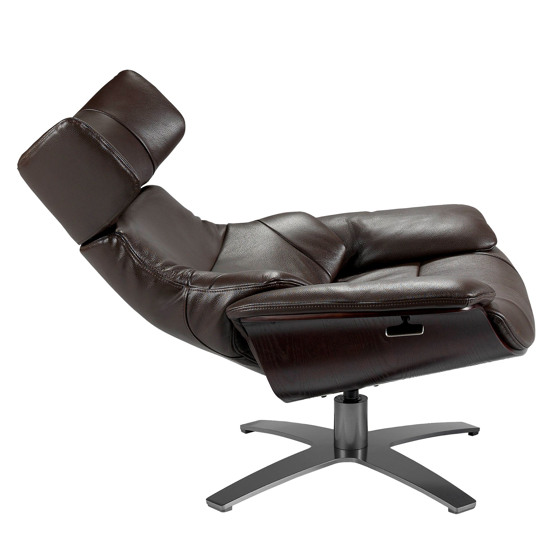 5022 Swivel chair with armrests leather brown
