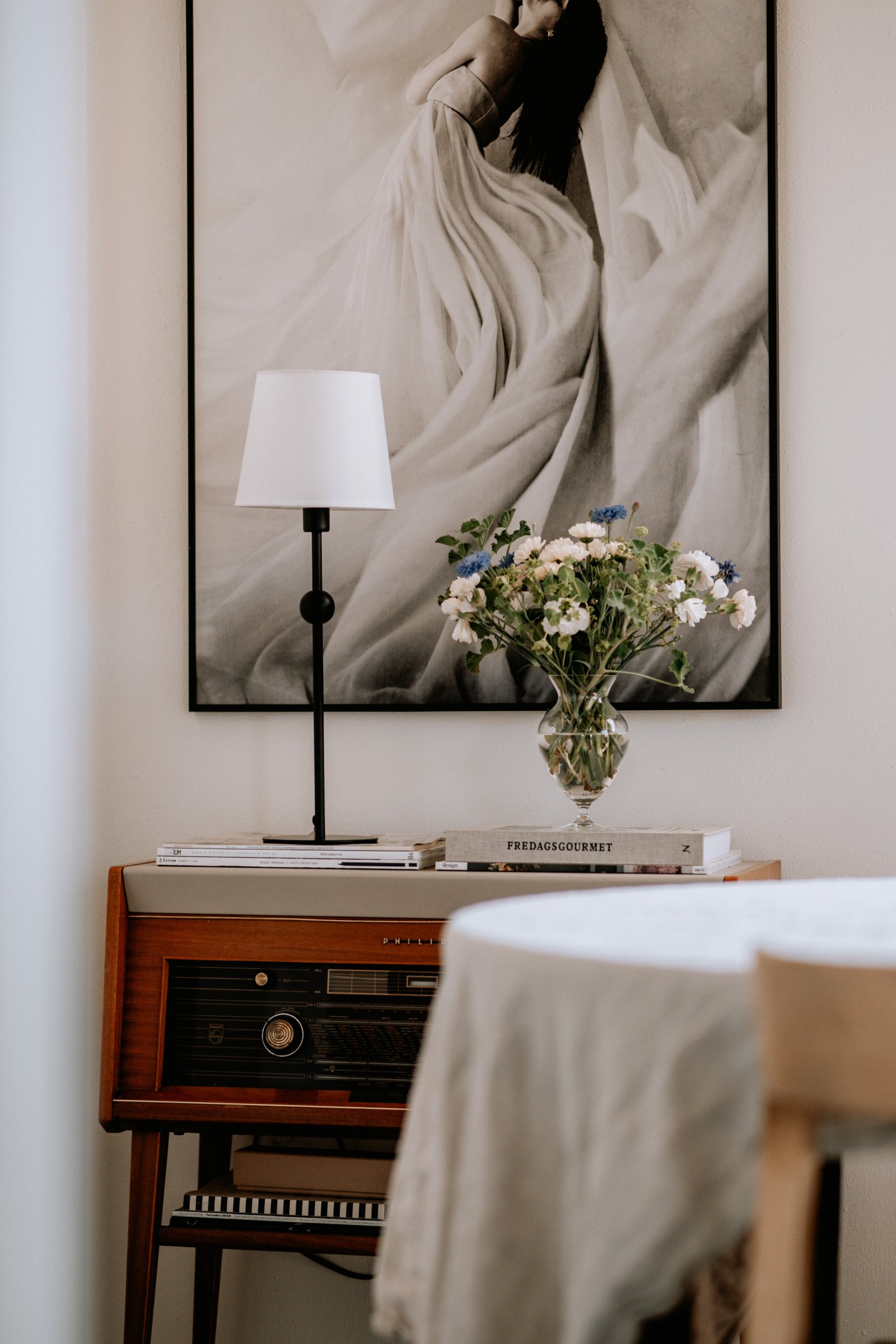 Astrid Table Lamp Black