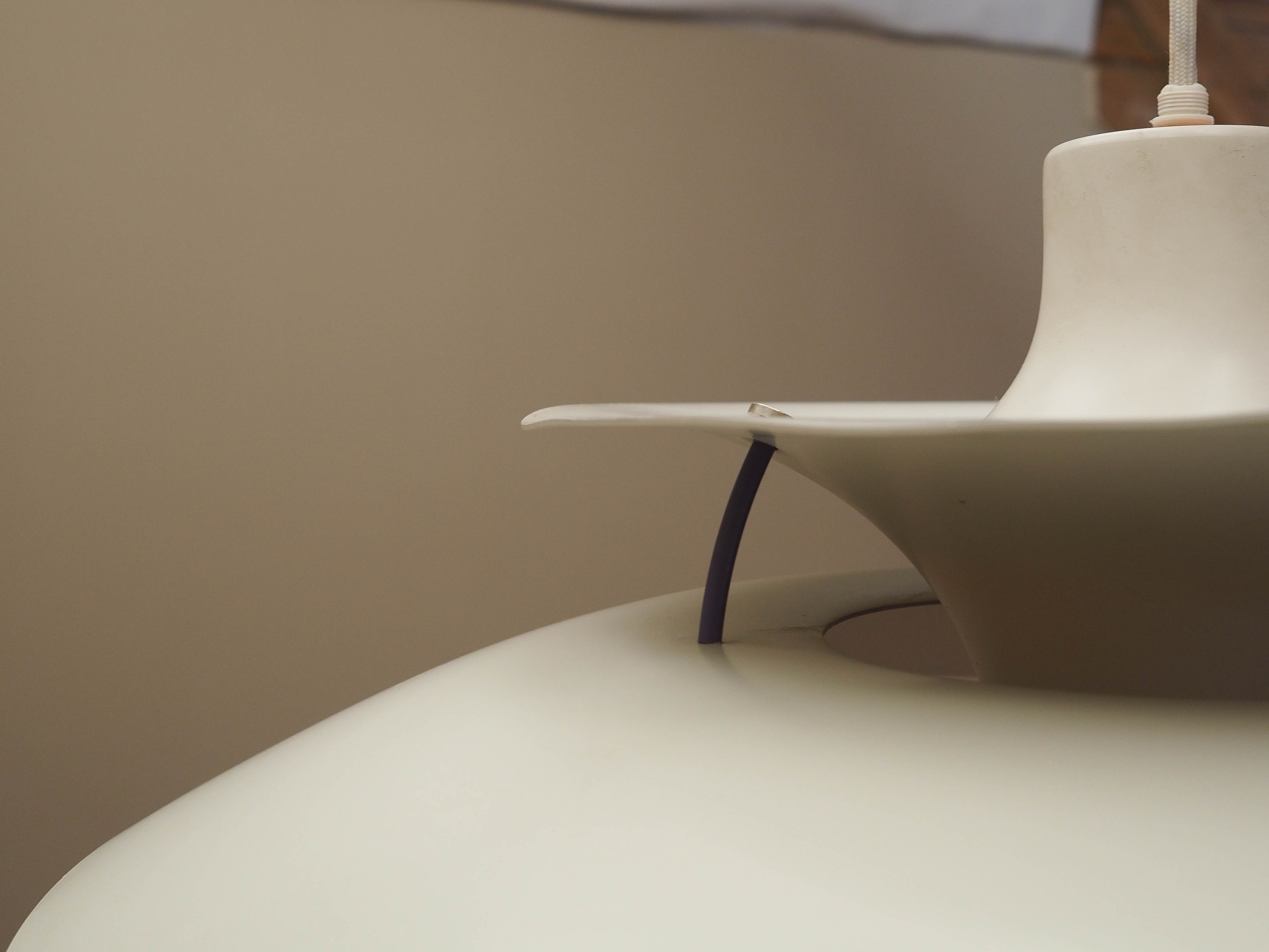 PH5 Pendant Lamp Metal Beige 1970s