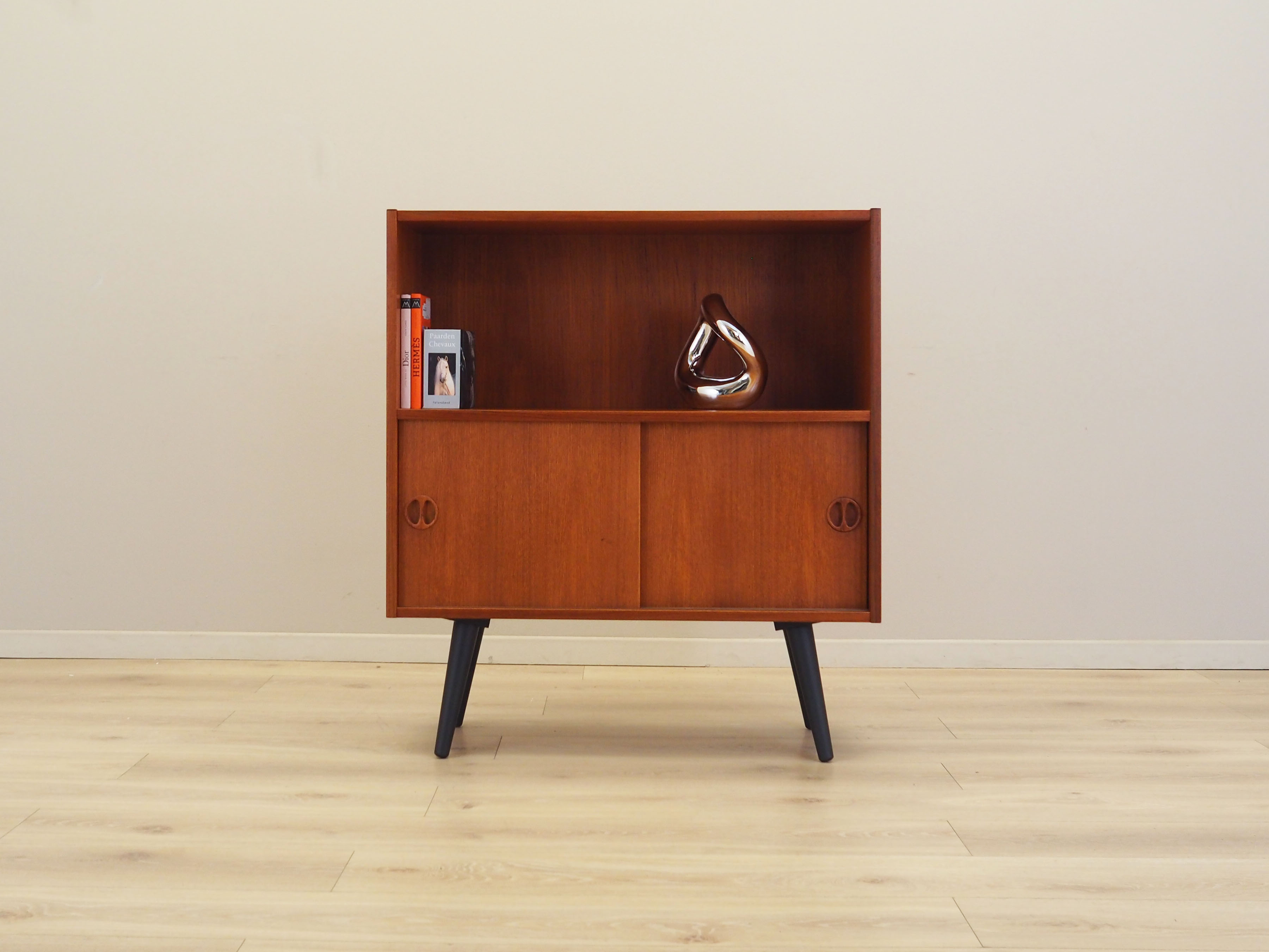 Regal Teakholz 1970er Jahre