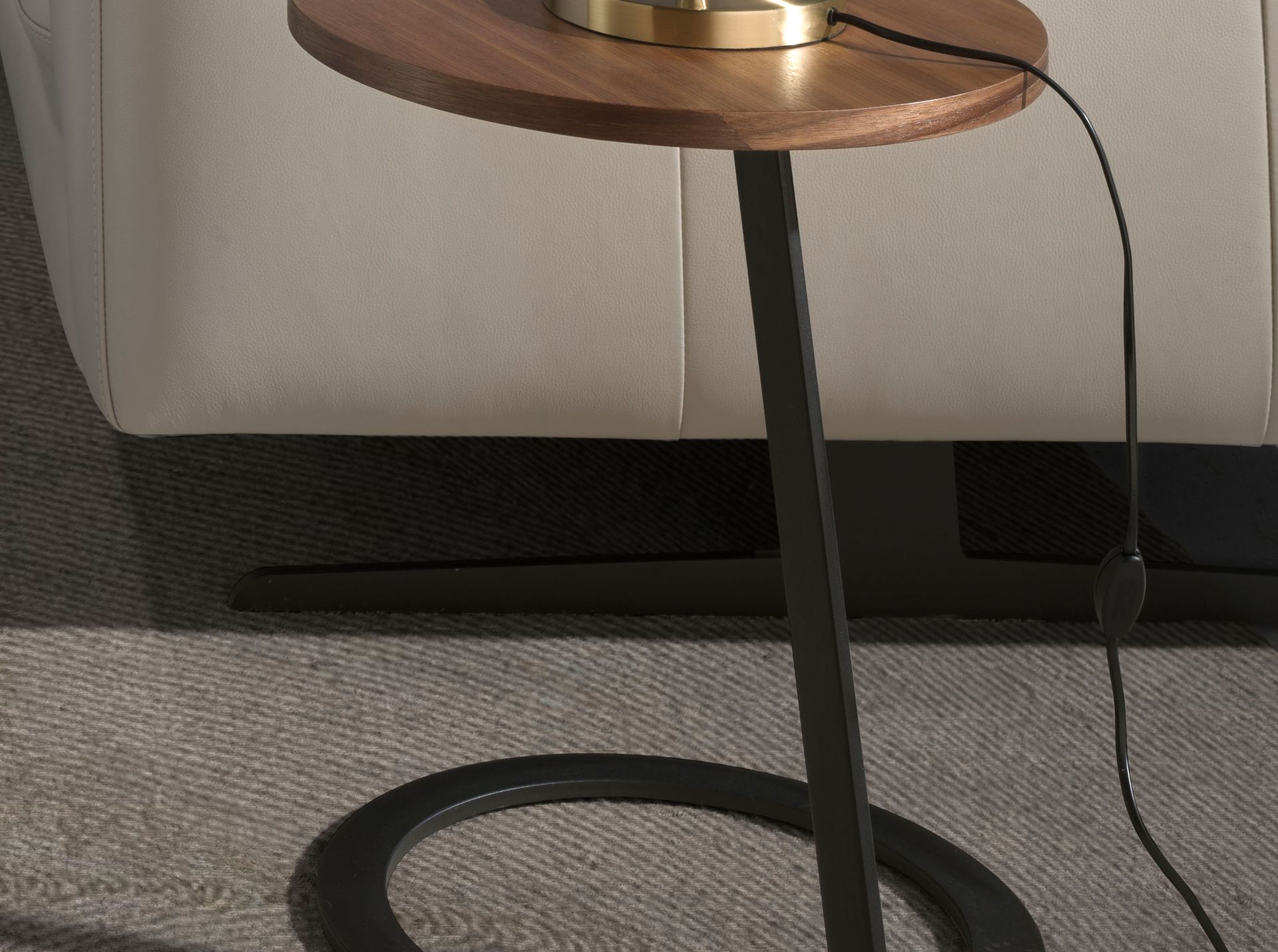 Round corner table walnut and black steel 2115