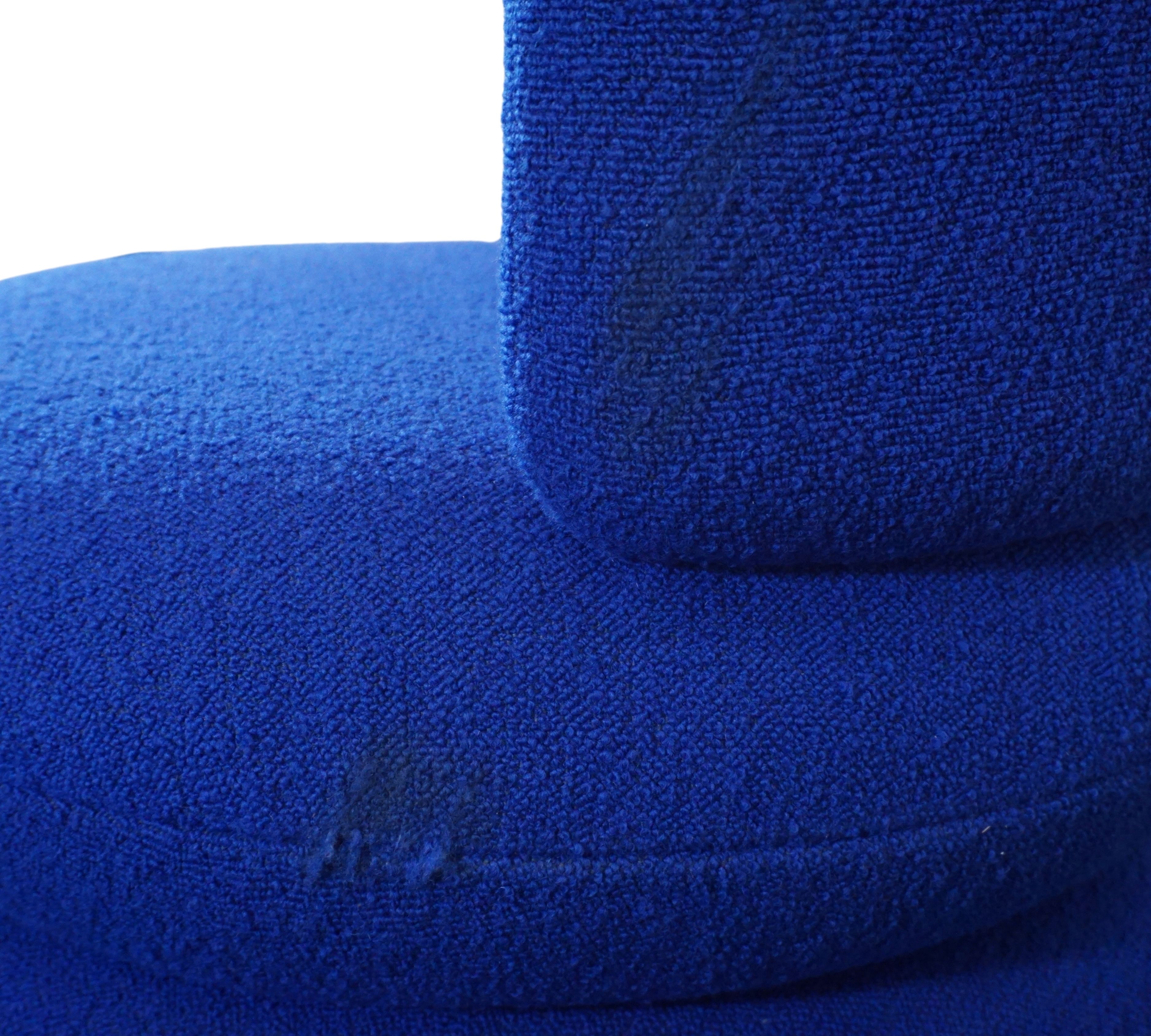 Verner Panton Easy Chair Dedar Karandash 006 Blau