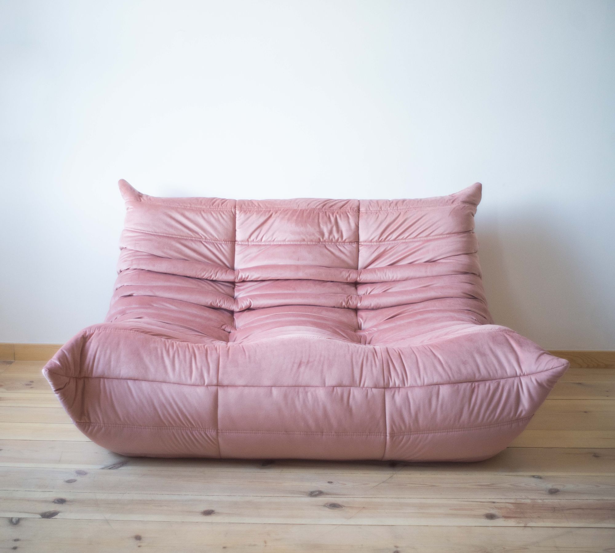 Divano Togo 2 posti velluto rosa perla